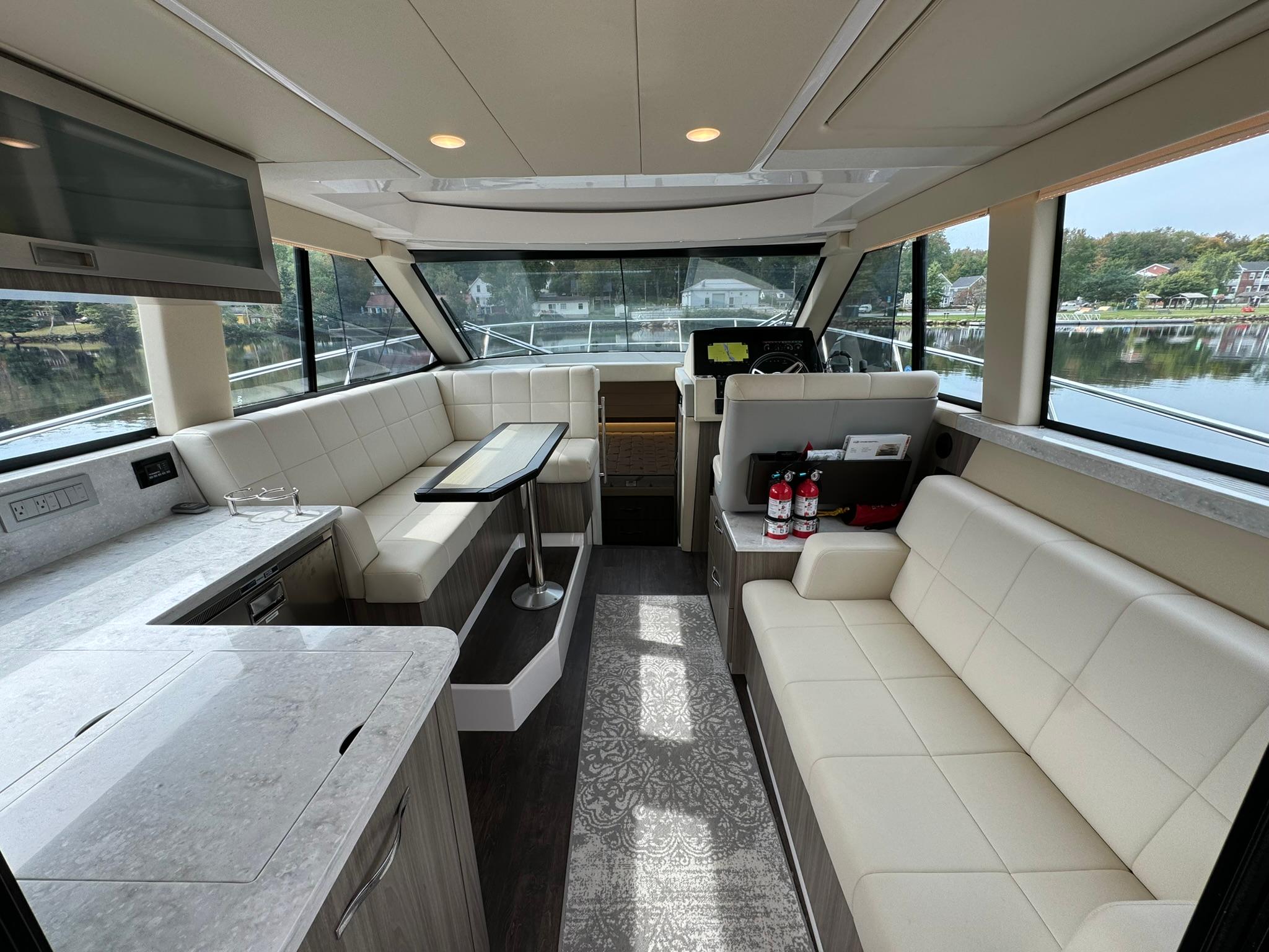 2020-regal-38-grande-coupe-power-9555808-20240920095757302-1_XLARGE
