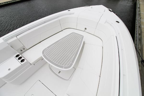 37' Intrepid, Listing Number 100913700, - Photo No. 7
