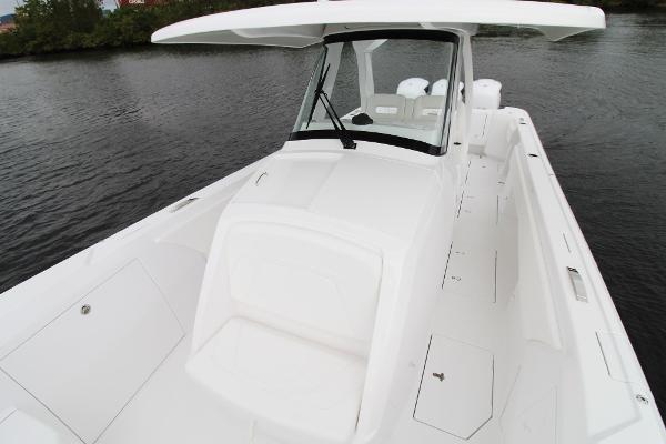 37' Intrepid, Listing Number 100913700, - Photo No. 9