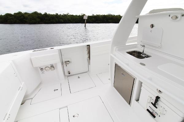 37' Intrepid, Listing Number 100913700, - Photo No. 17