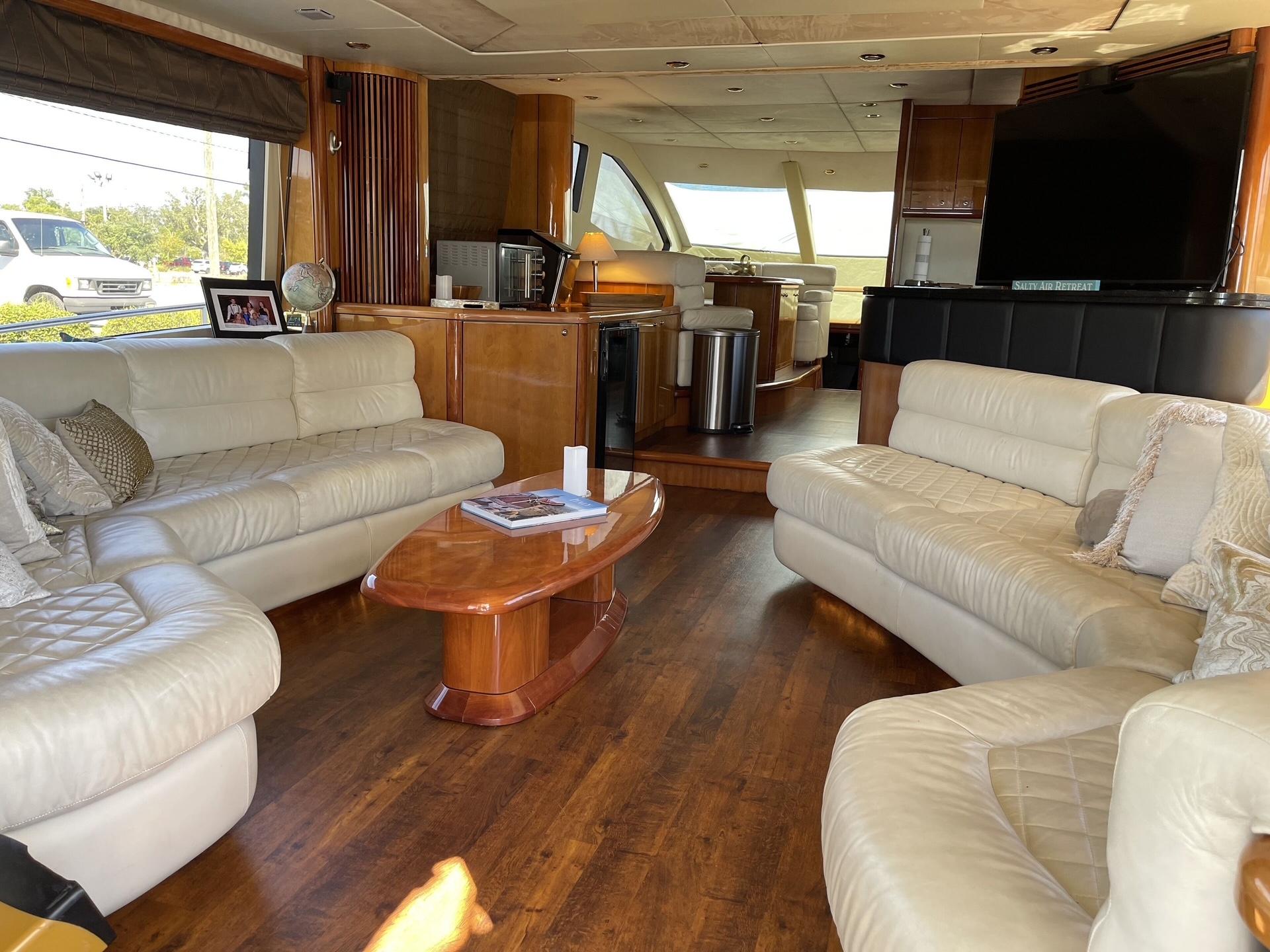 2005 Sunseeker 75 Flybridge- LAUREL- Salon