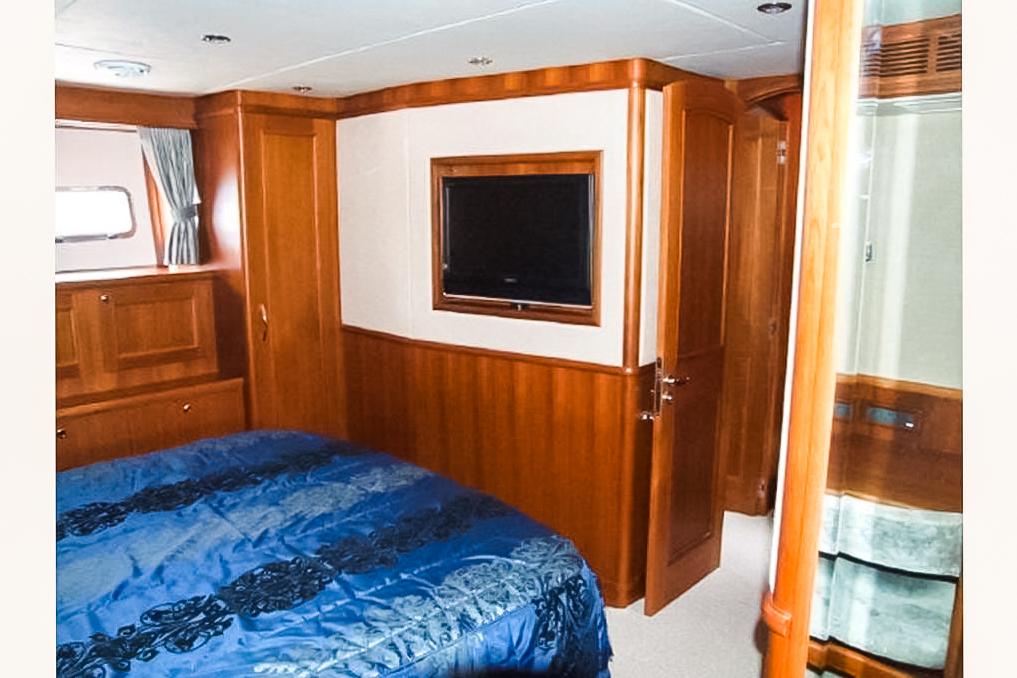 Sun Quest Yacht Photos Pics 