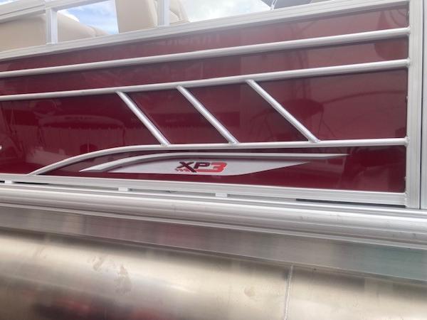 2021 Sun Tracker boat for sale, model of the boat is SPB22XP3 & Image # 2 of 11