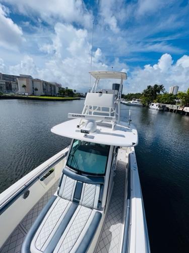 35' Boston Whaler, Listing Number 100891966, - Photo No. 12