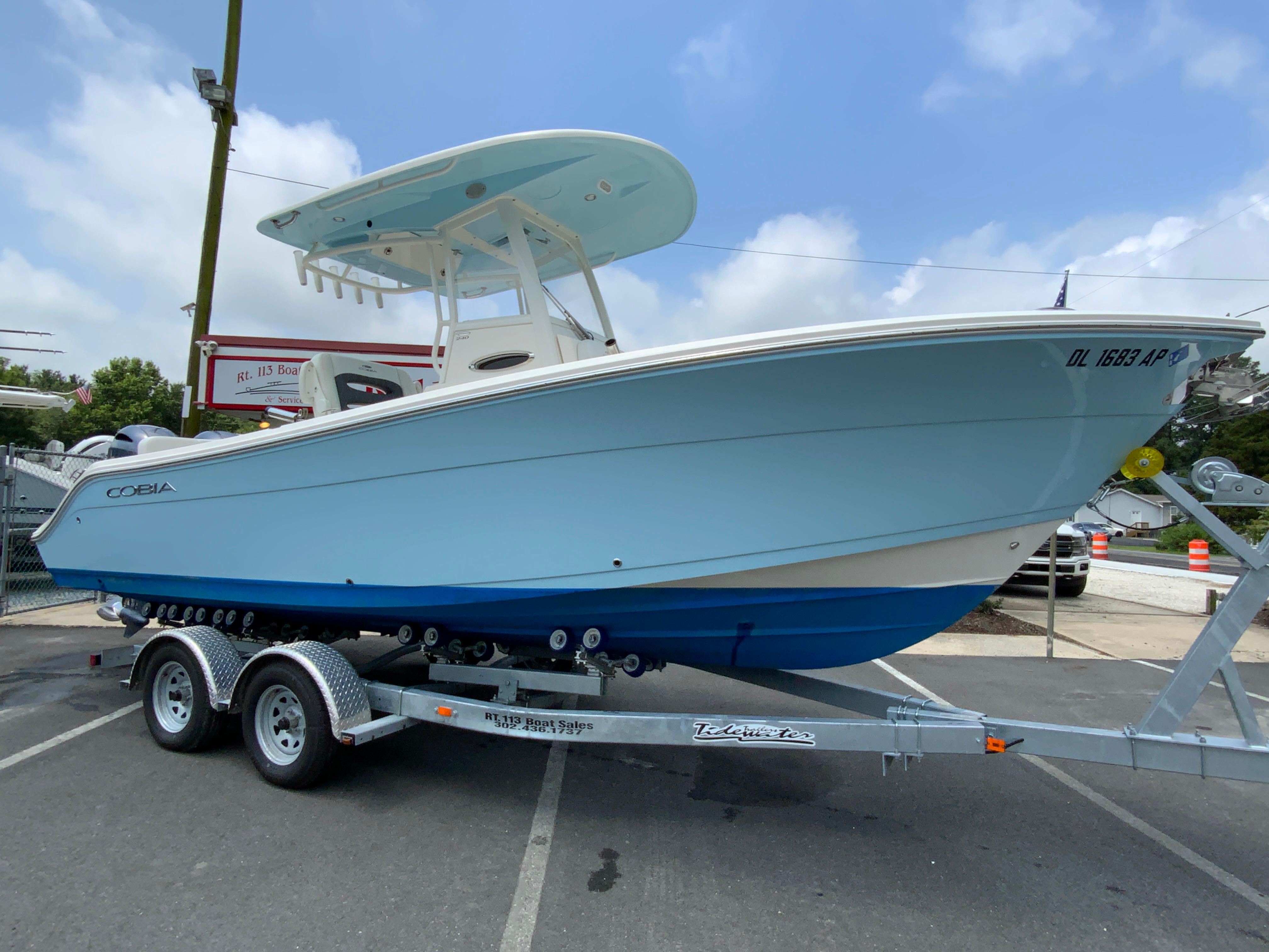 2023 Cobia 240 Center Console-2