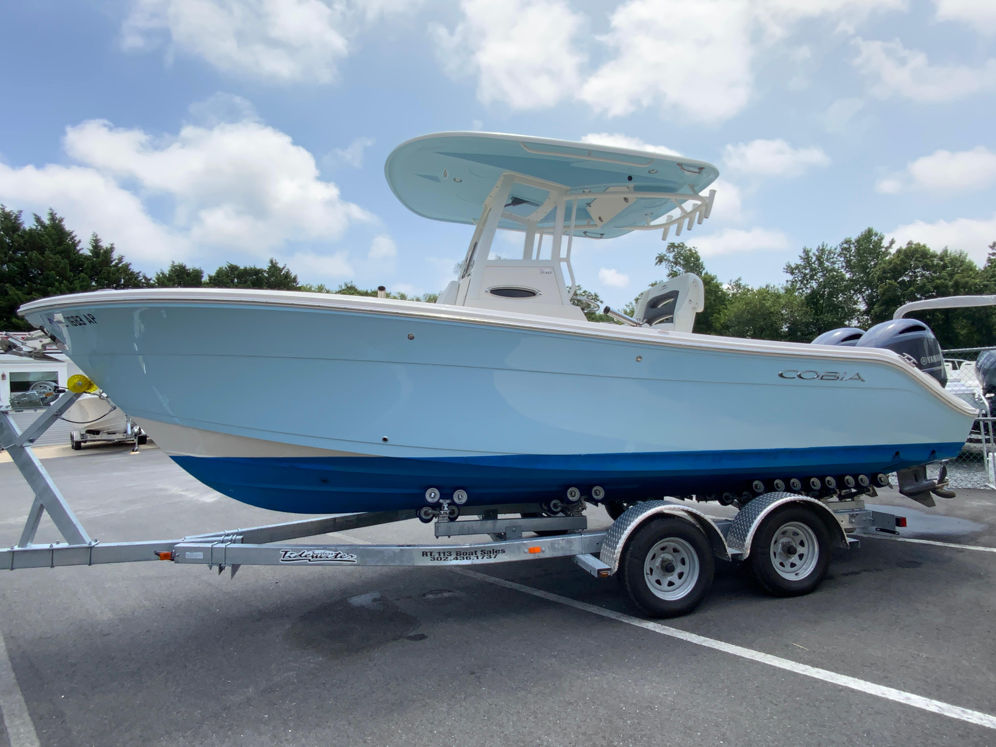 2023 Cobia 240 Center Console-6