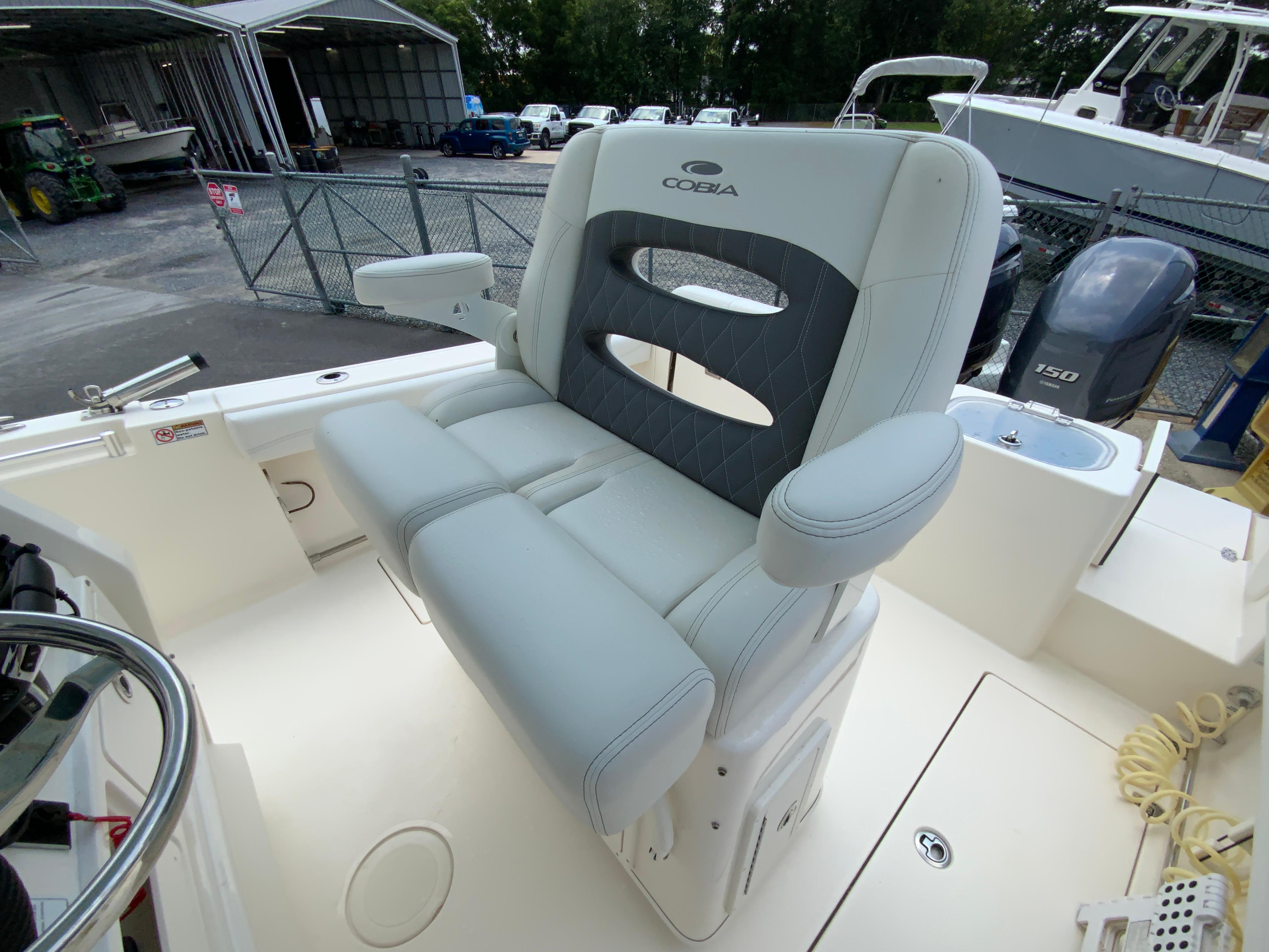 2023 Cobia 240 Center Console-15