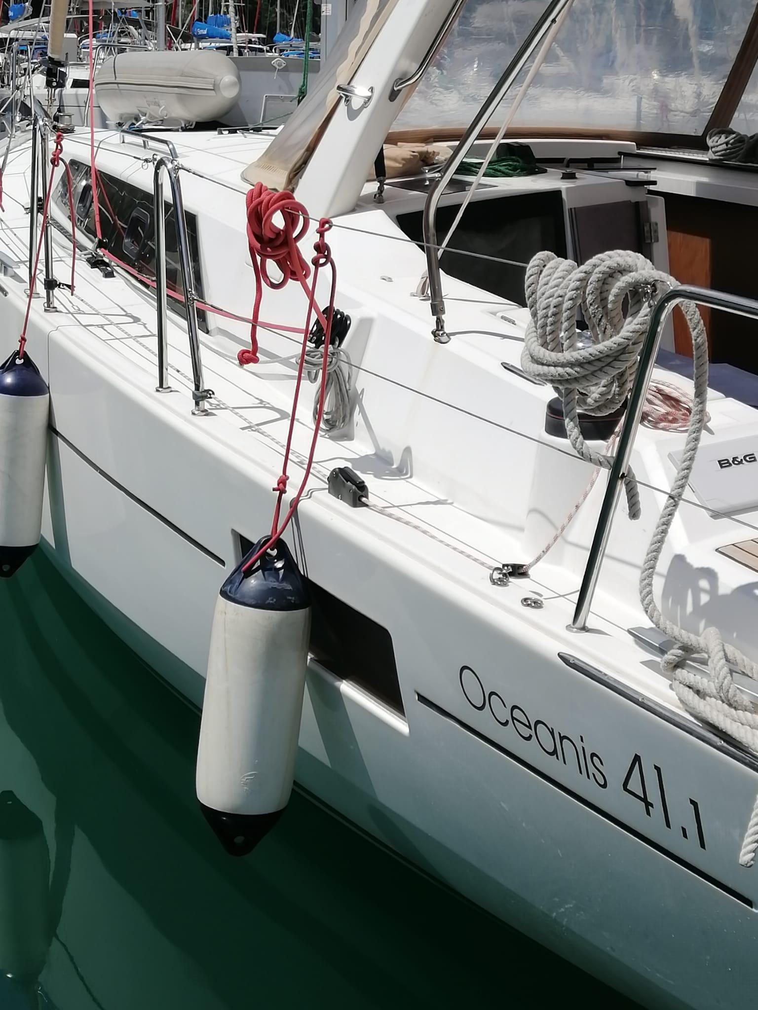 Regor Yacht Photos Pics Beneteau Oceanis 41.1