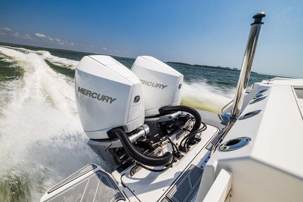 2021-blackfin-272-dc-power-9715924-20250314125807569-1_XLARGE