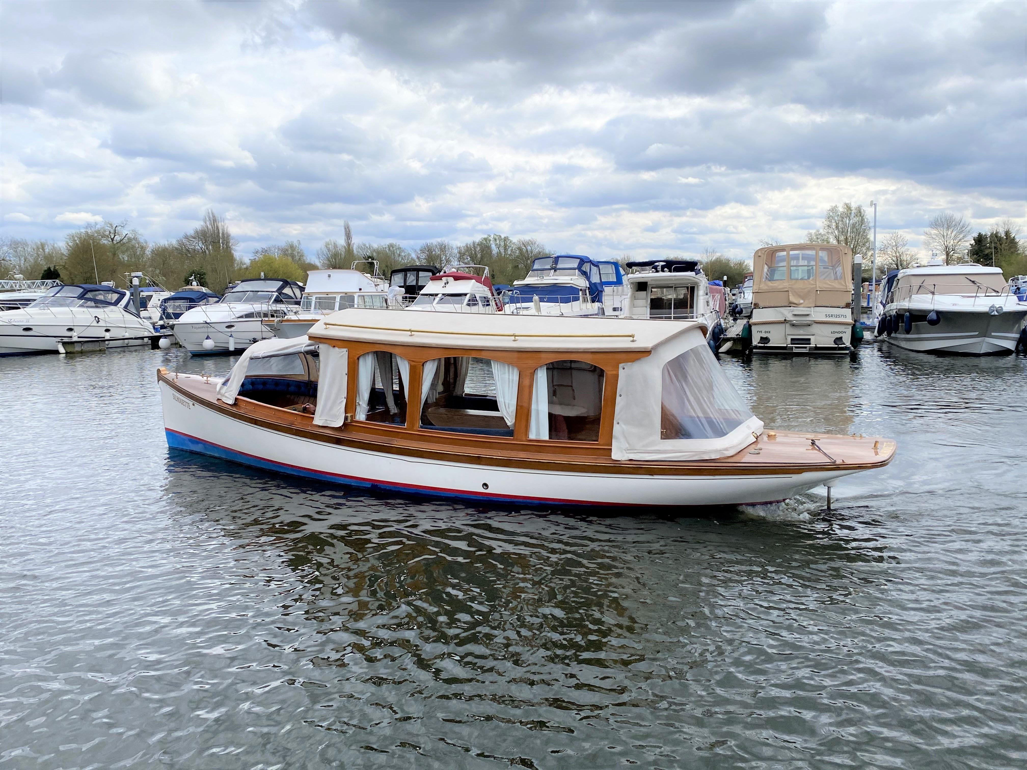 1999 Creative Marine Frolic 31