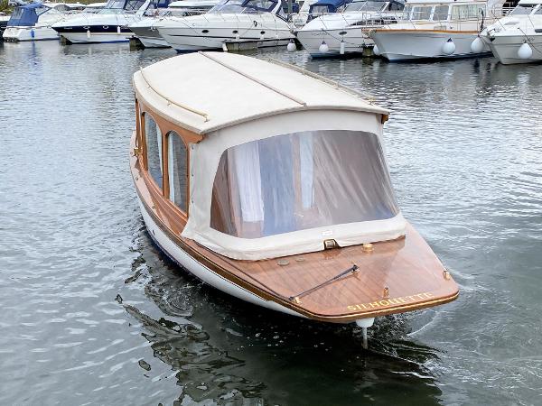 1999 Creative Marine Frolic 31