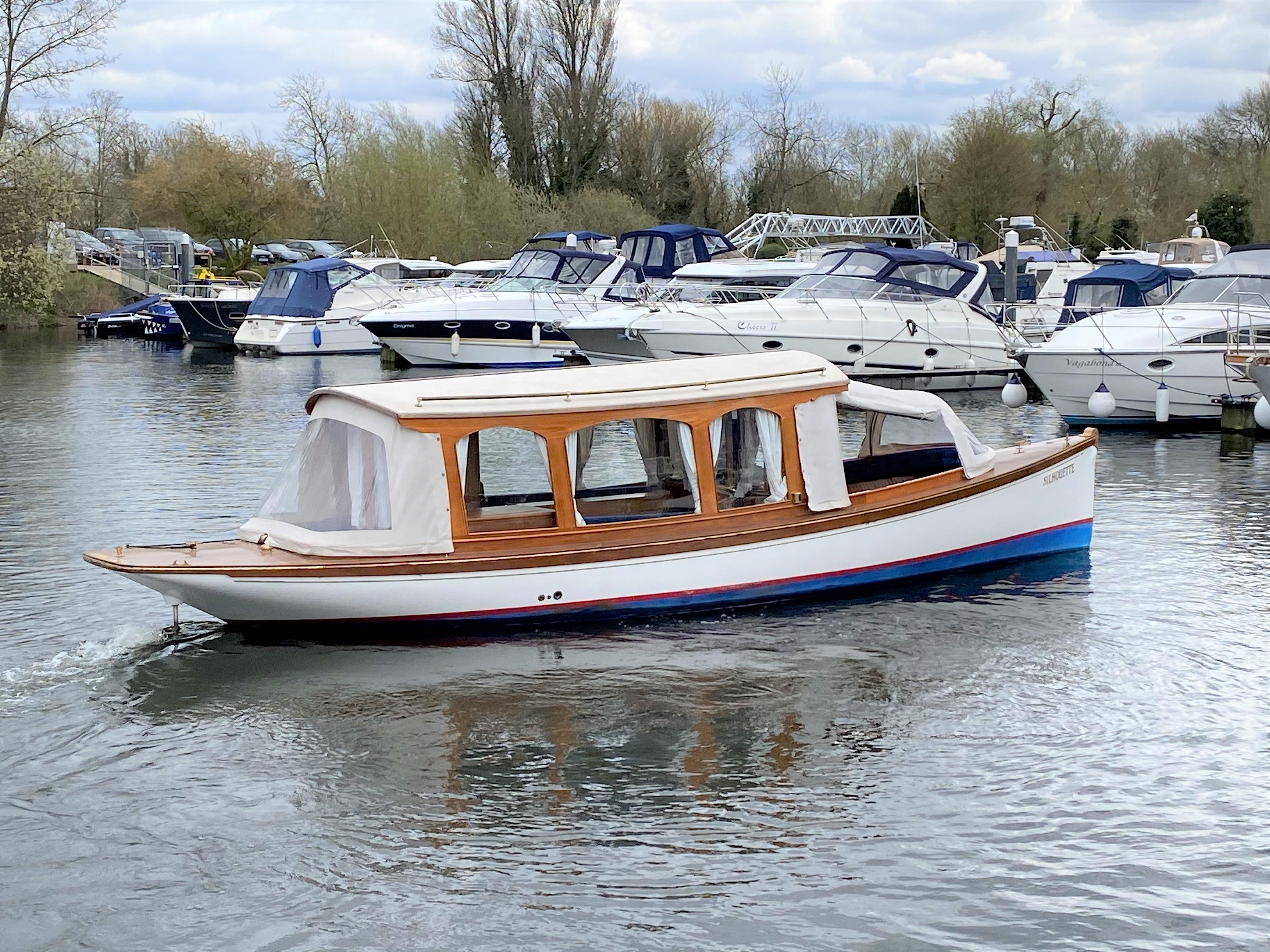 1999 Creative Marine Frolic 31