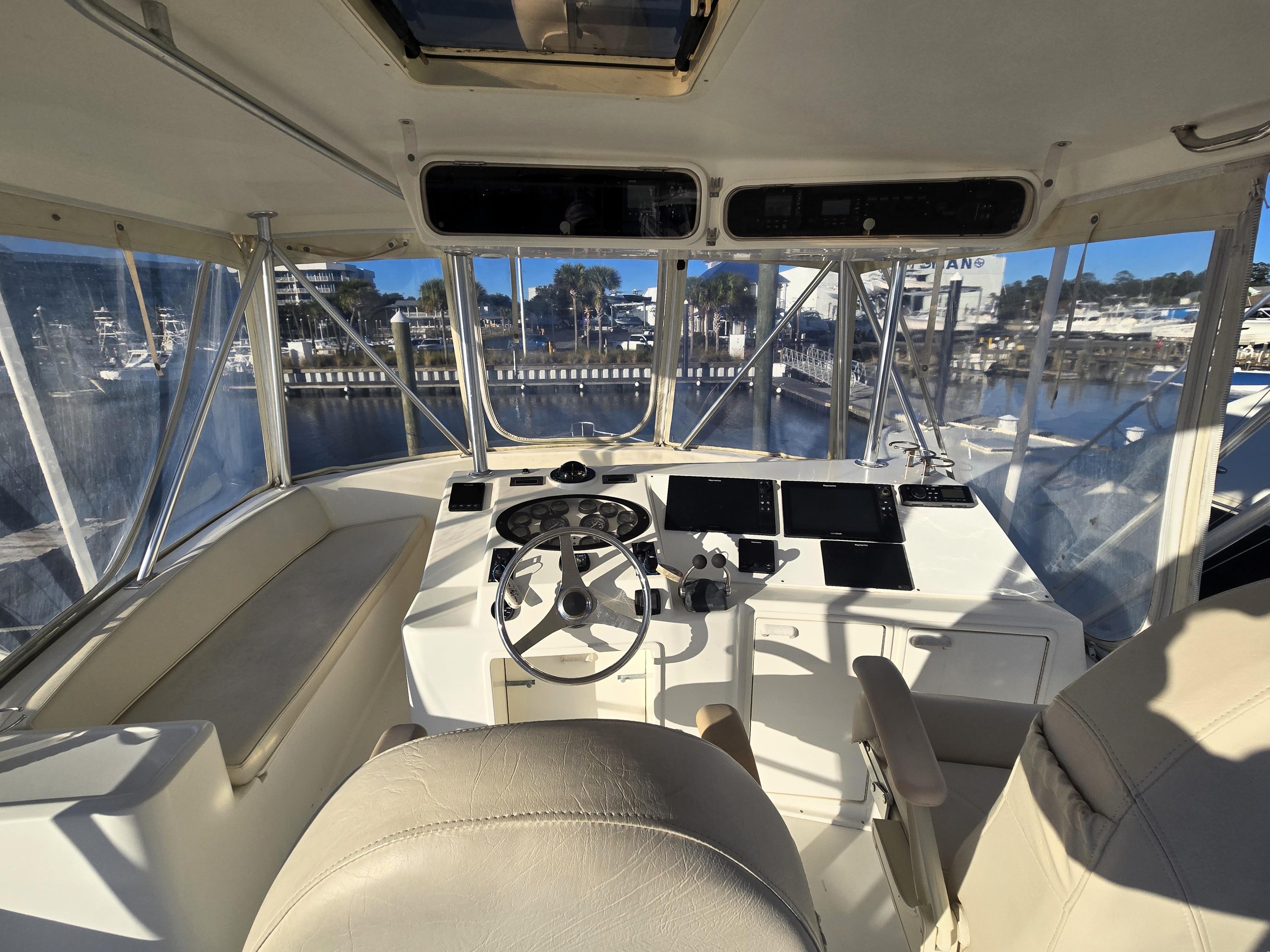 2001-ocean-yachts-43-super-sport-power-9745926-20250403084035600-1_XLARGE