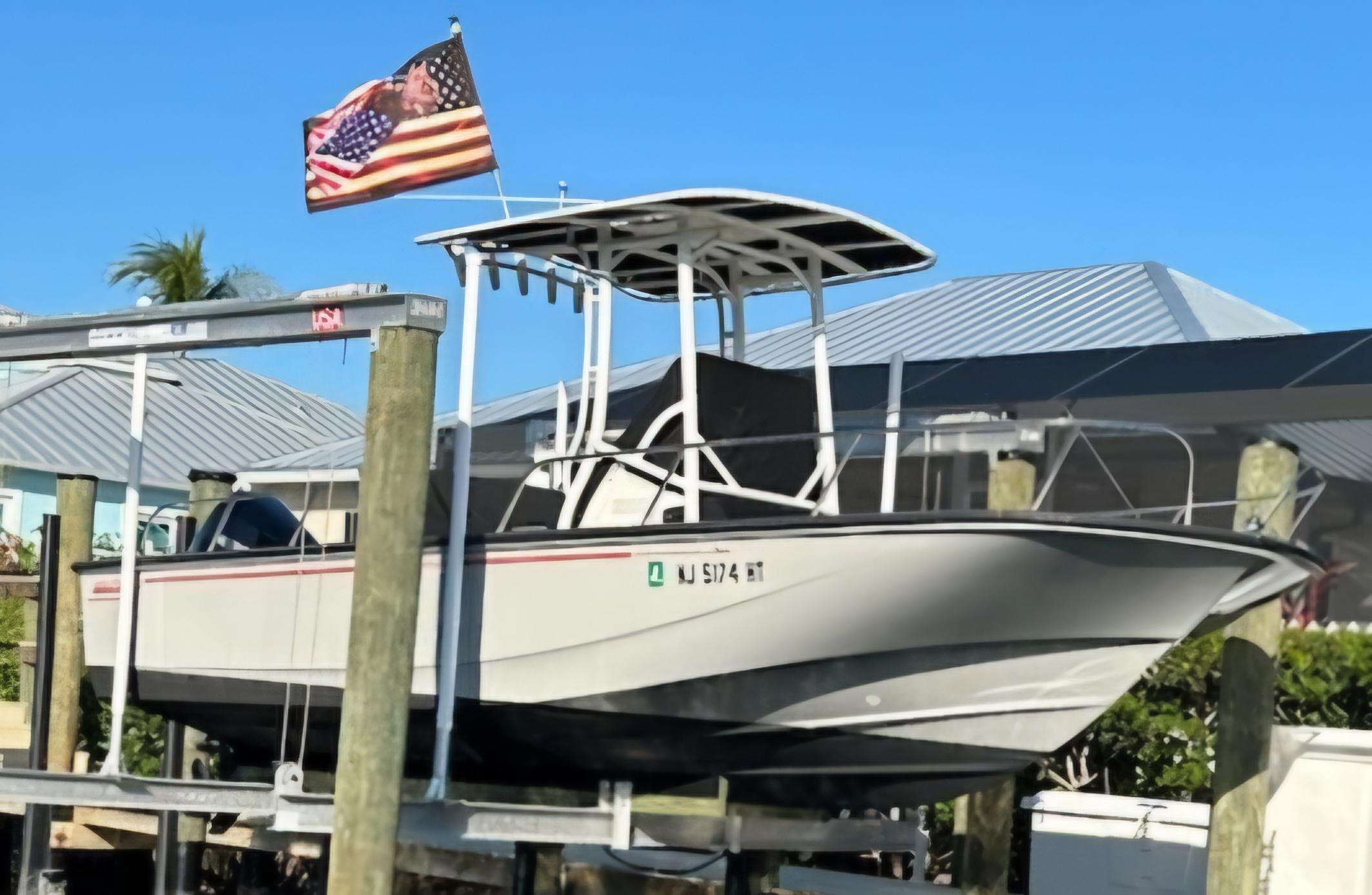 2023-boston-whaler-210-montauk-power-9765926-20250421072051908-1_XLARGE