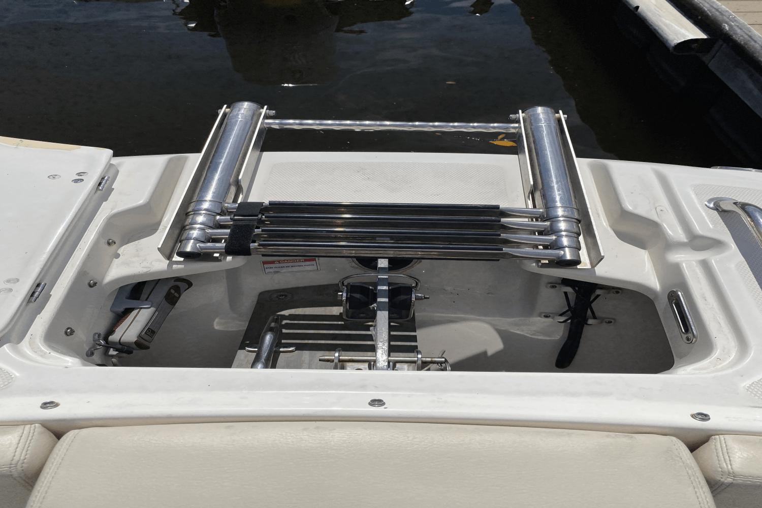 2018-boston-whaler-270-vantage-power-9685927-974868384-0-070320250805-17