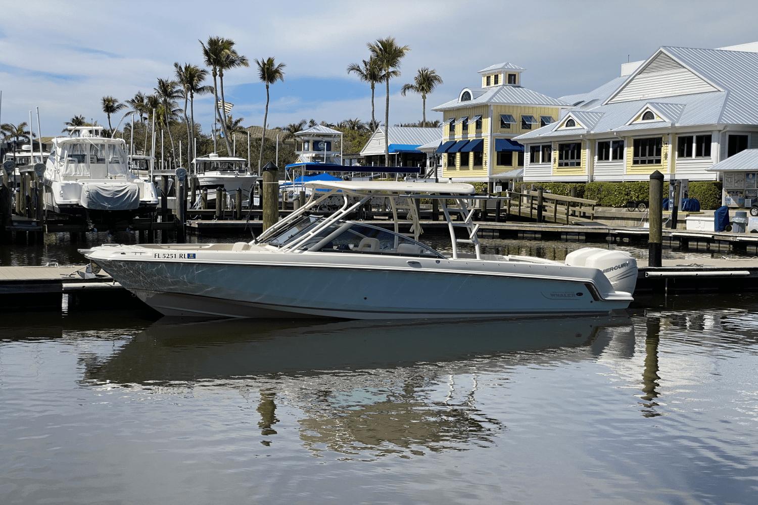 2018-boston-whaler-270-vantage-power-9685927-974868393-0-070320250805-1