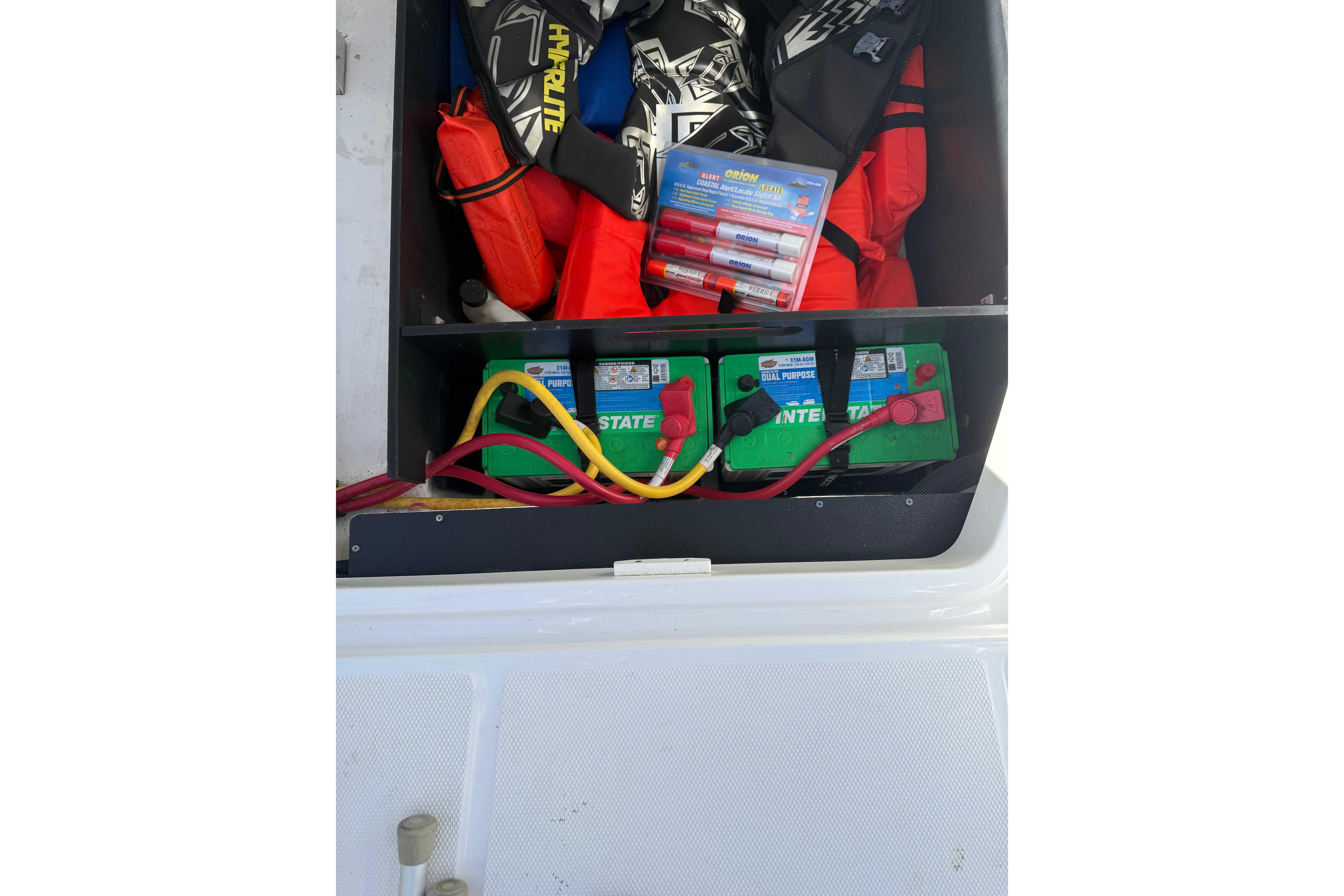 2020 Monterey 255SS Super Sport-10