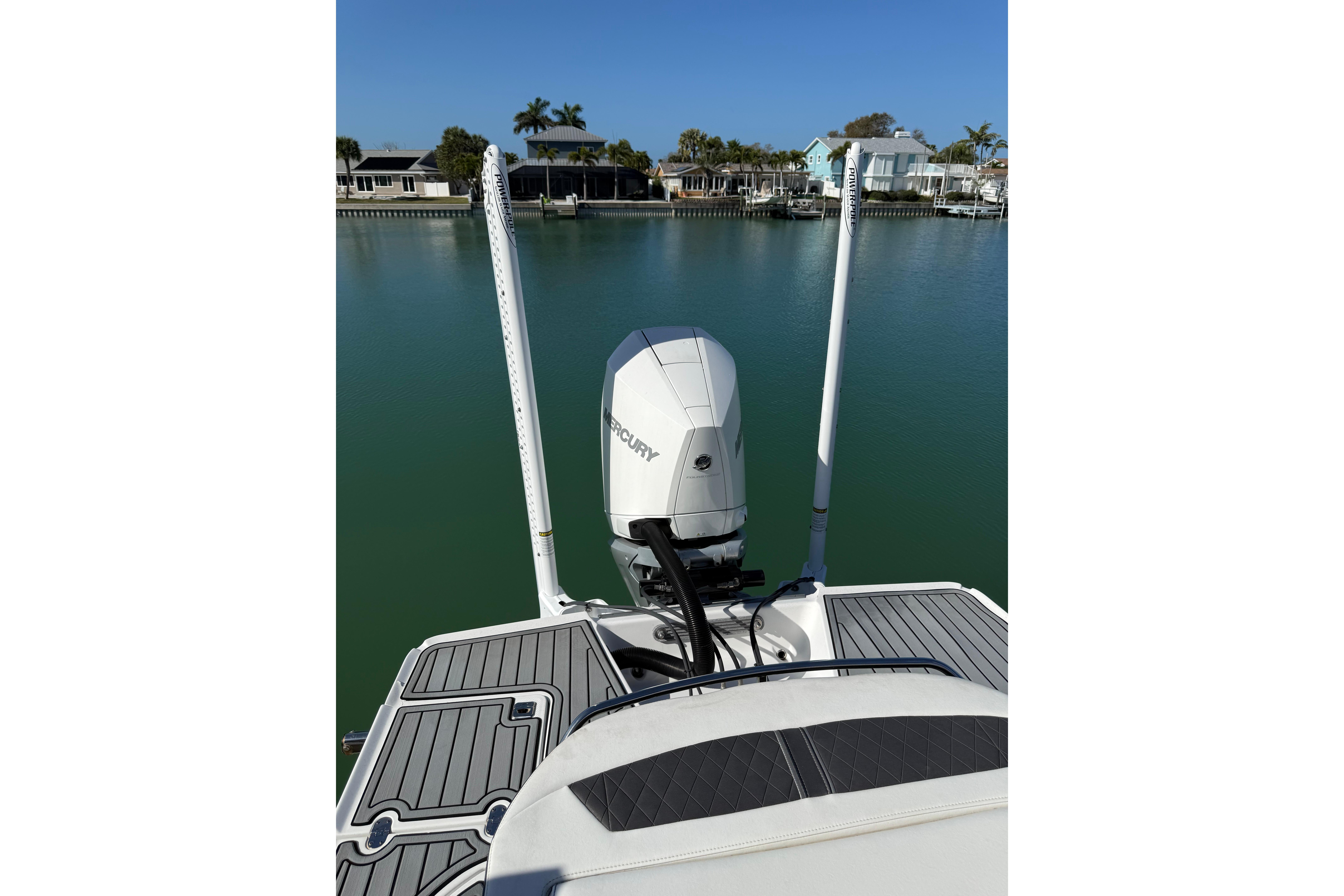 2020 Monterey 255SS Super Sport-16