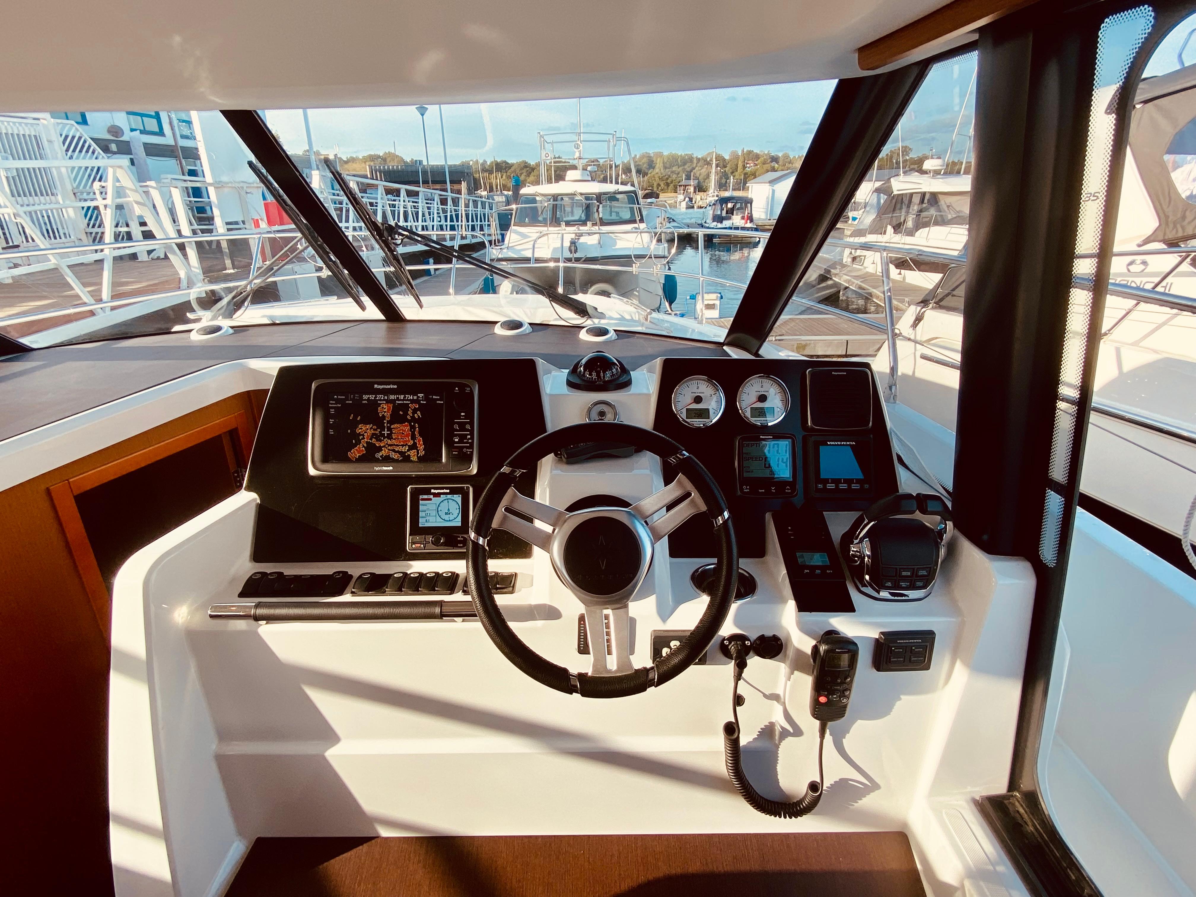 2016 Jeanneau Velasco 37F