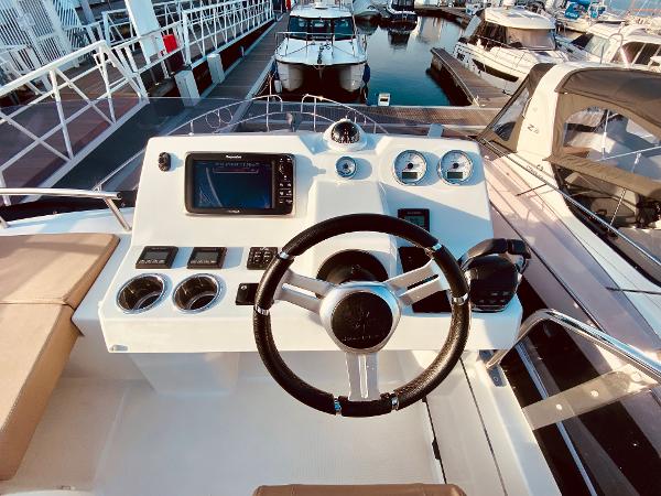 2016 Jeanneau Velasco 37F
