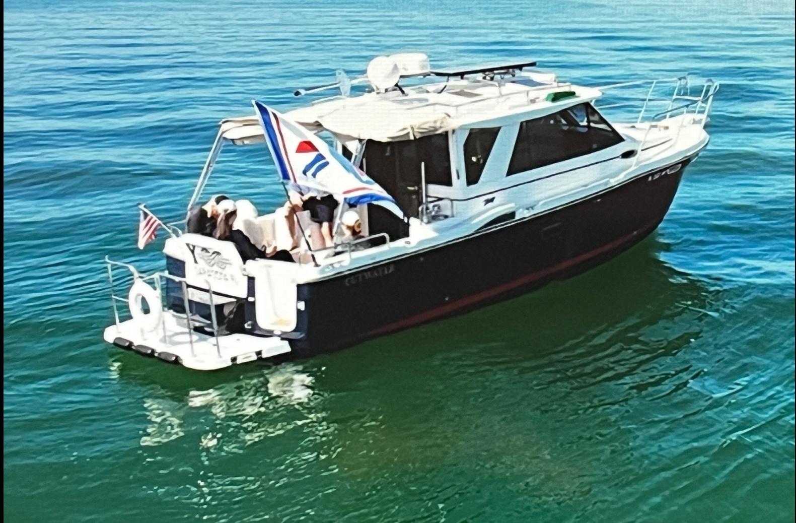 Y Knot 28' Cutwater 2017