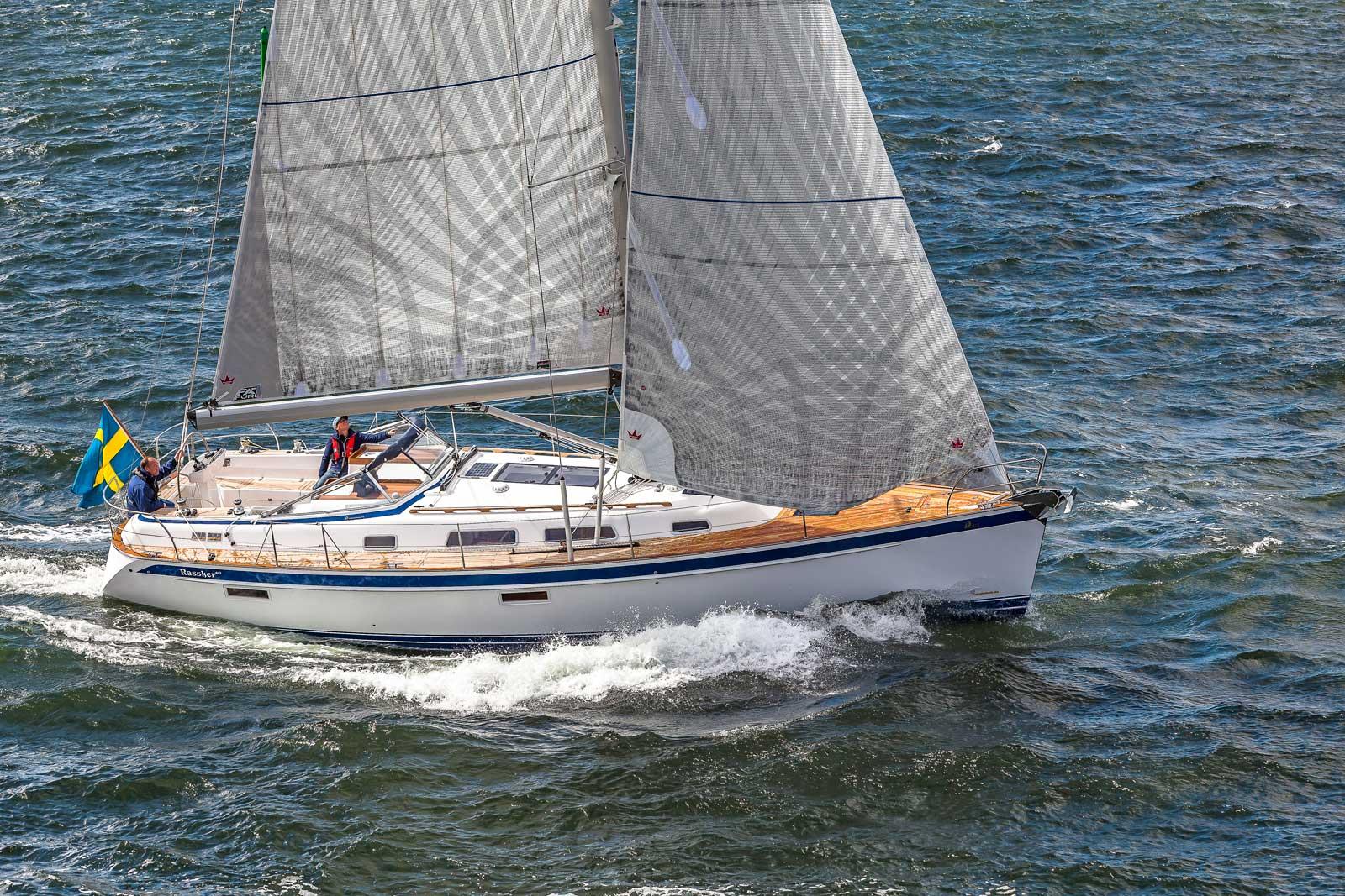 Hallberg-Rassy 412 for sale