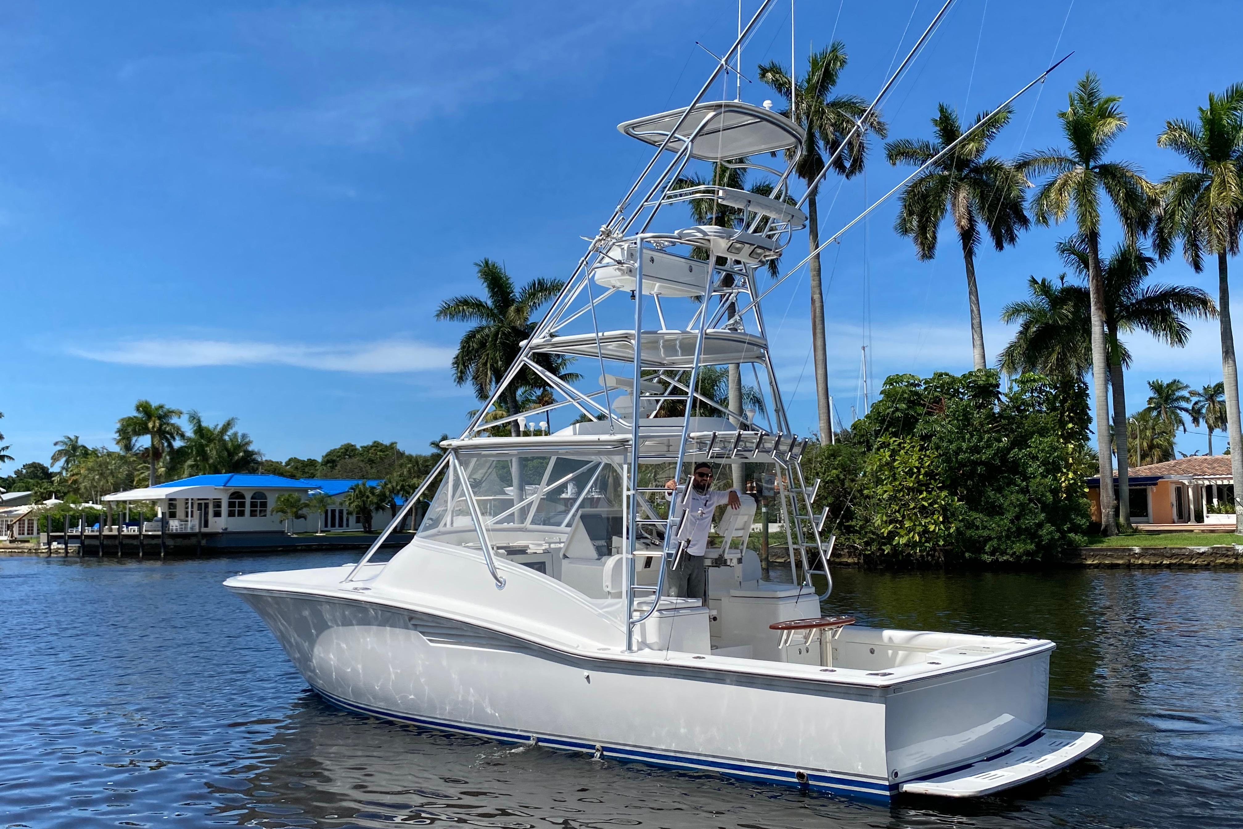 2004 Egg Harbor 35' Predator Express