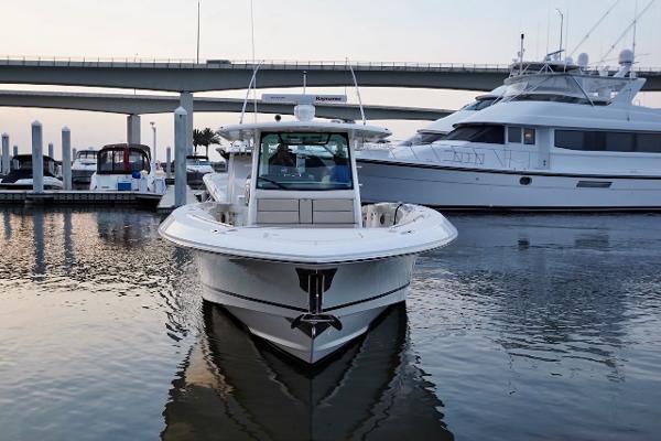 38' Boston Whaler, Listing Number 100894452, Image No. 6