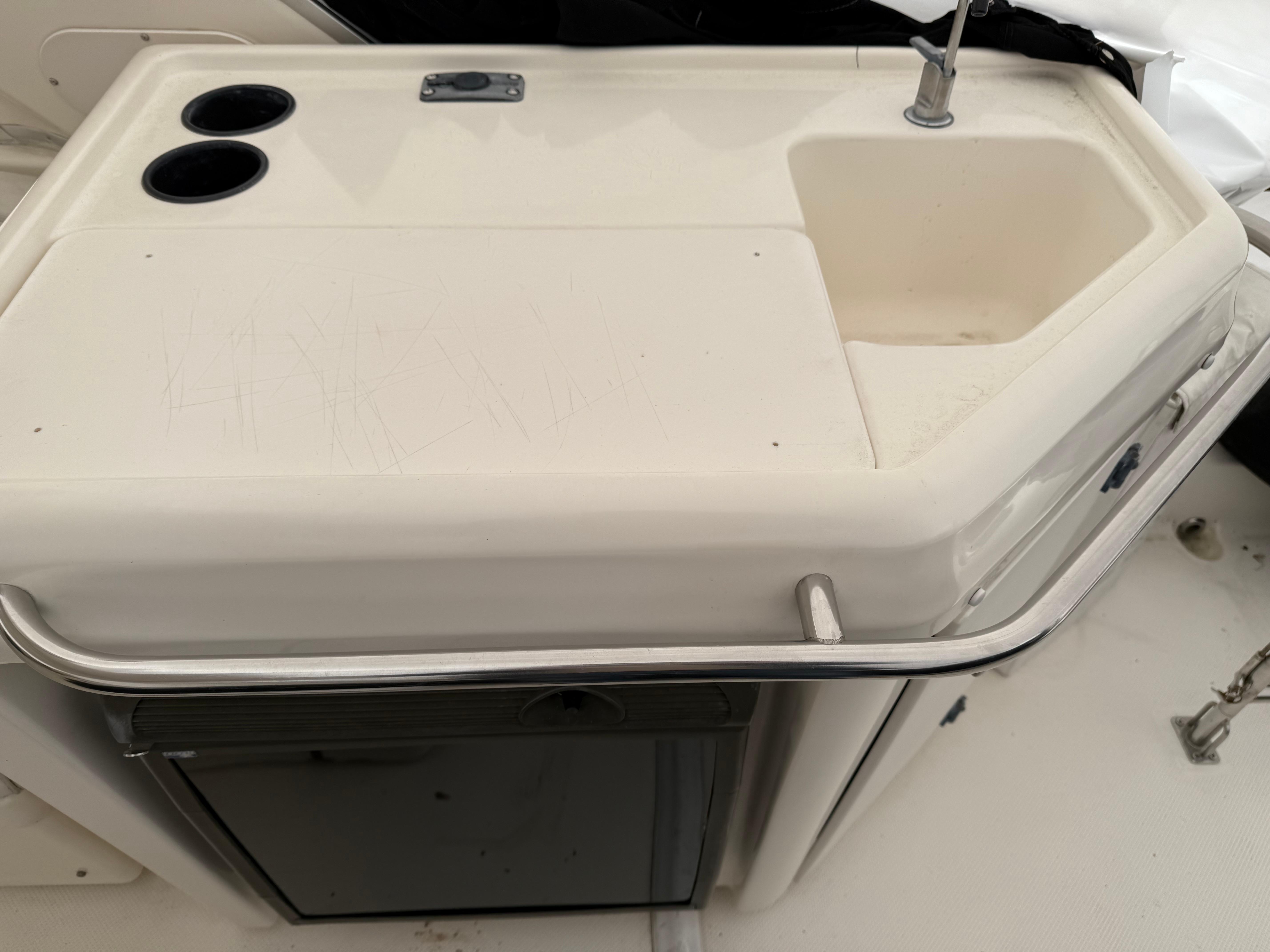 2003-meridian-490-pilothouse-power-9685945-20250219094426065-1_XLARGE