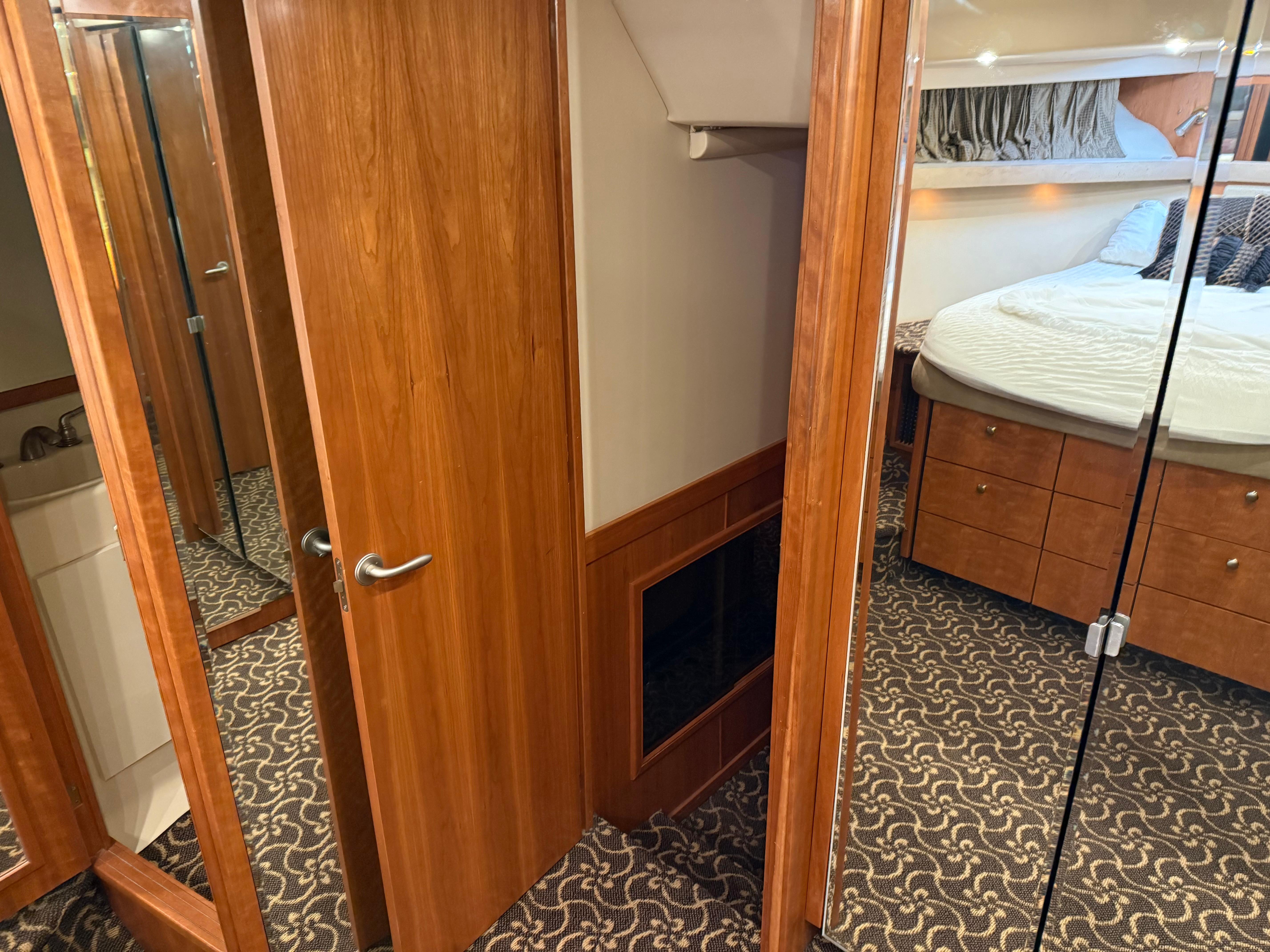 2003-meridian-490-pilothouse-power-9685945-20250219095049996-1_XLARGE