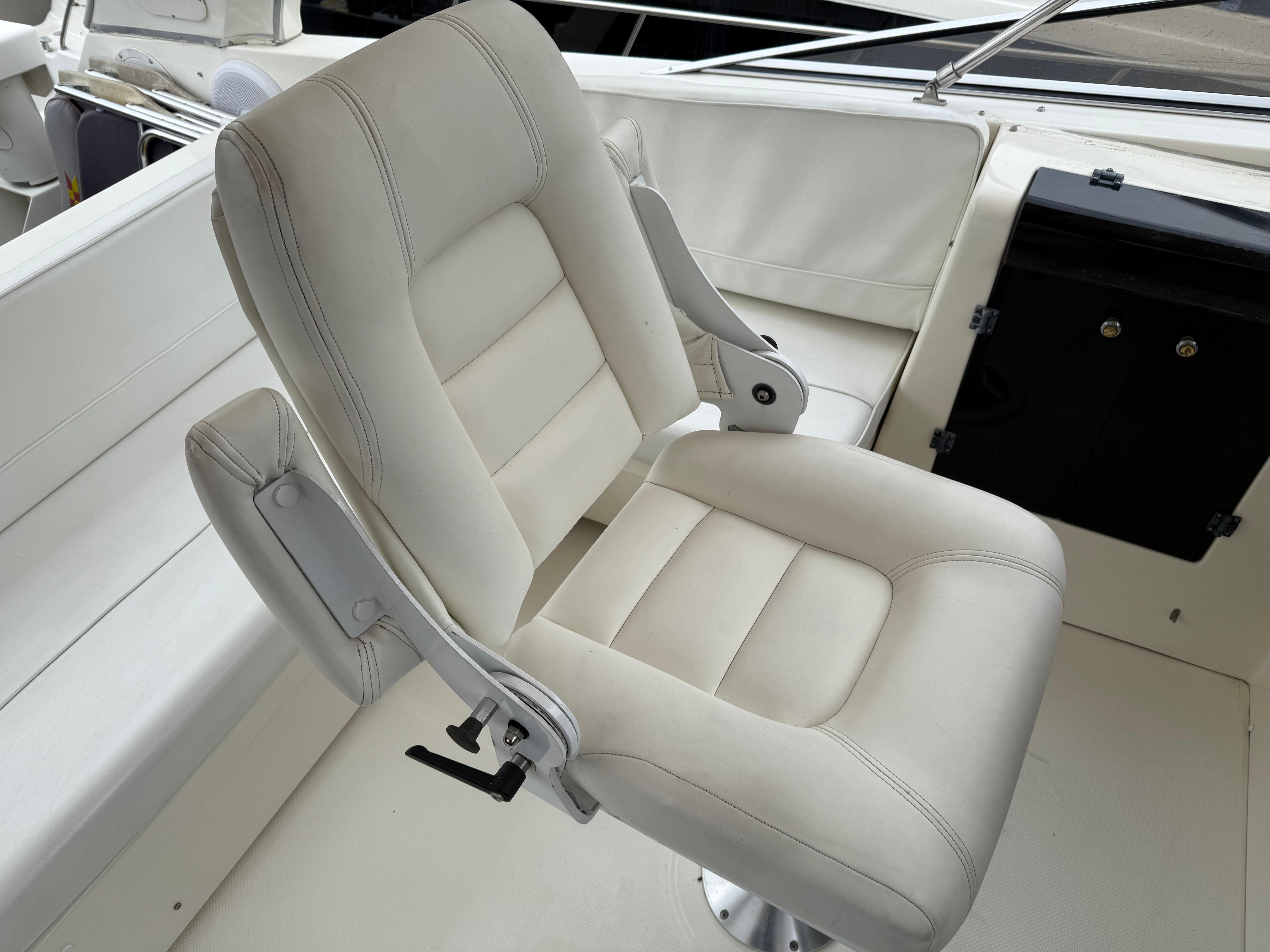 2003-meridian-490-pilothouse-power-9685945-20250303130718270-1_XLARGE