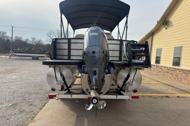 2026 Veranda Relax VR235F2 / Yamaha 200 - Image 9