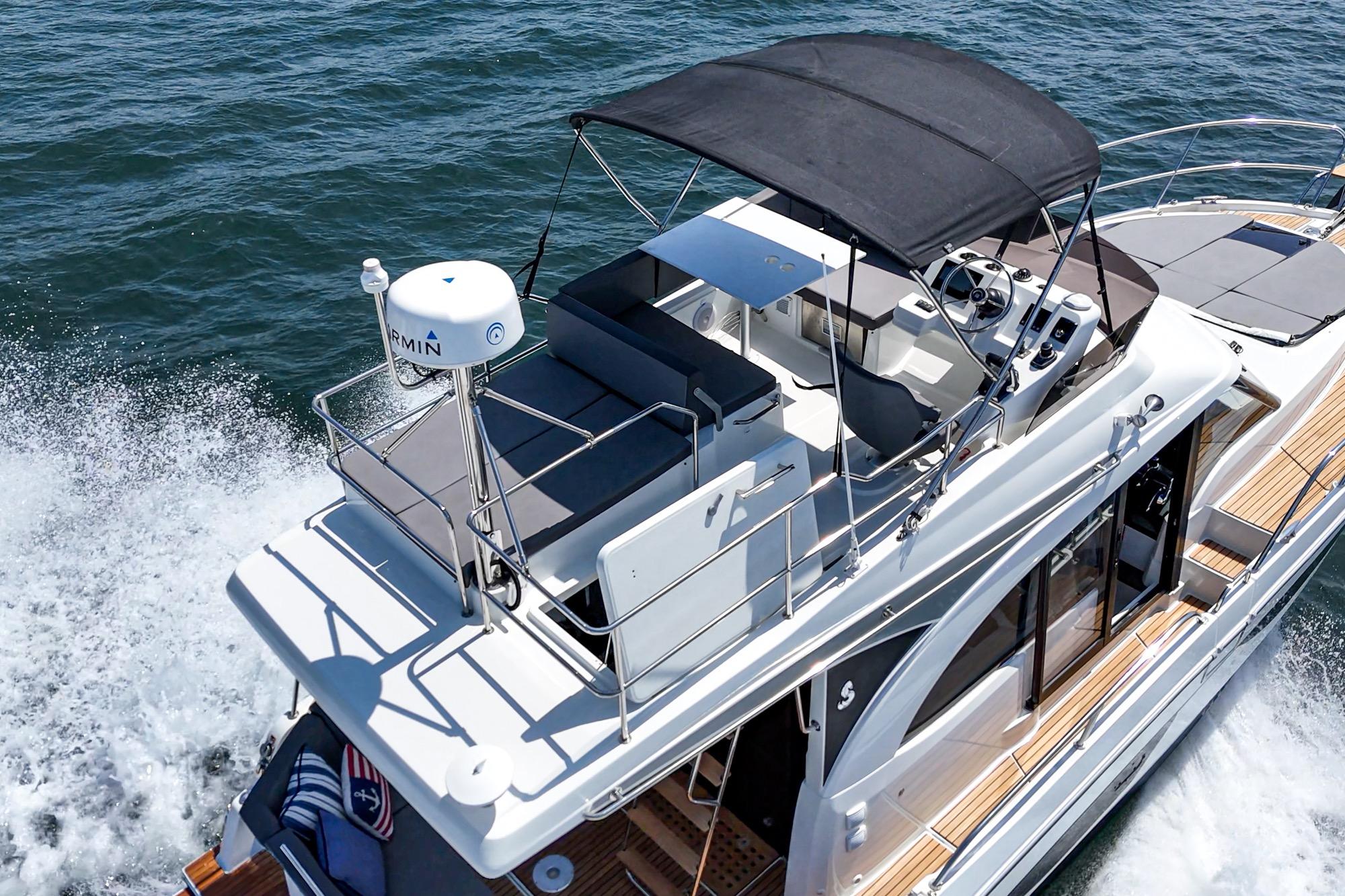 Yacht Photos Pics
