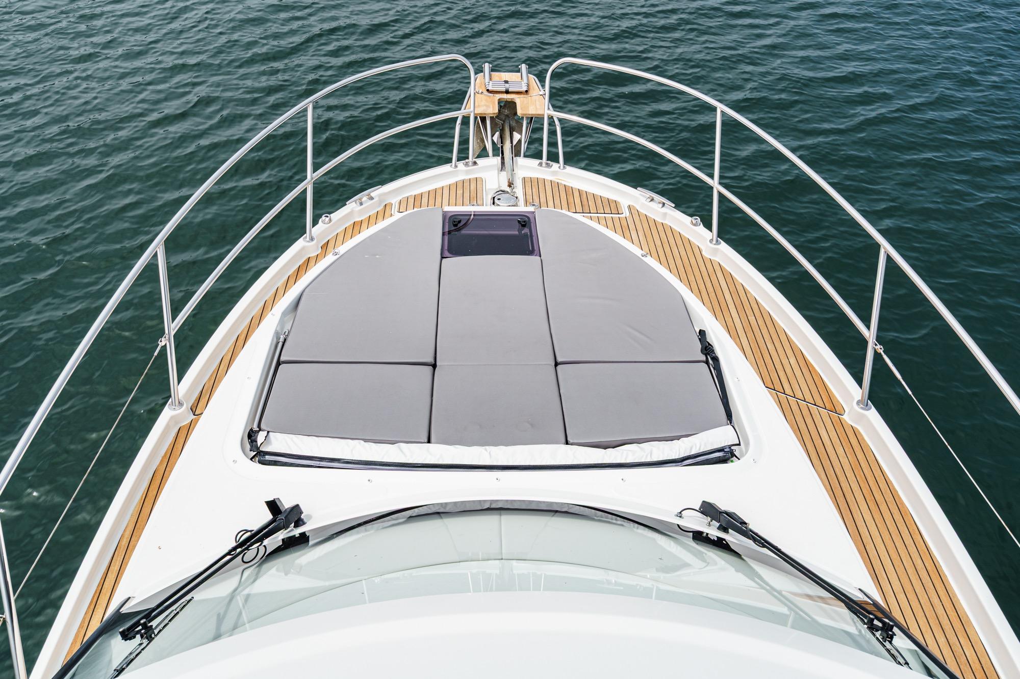 Yacht Photos Pics