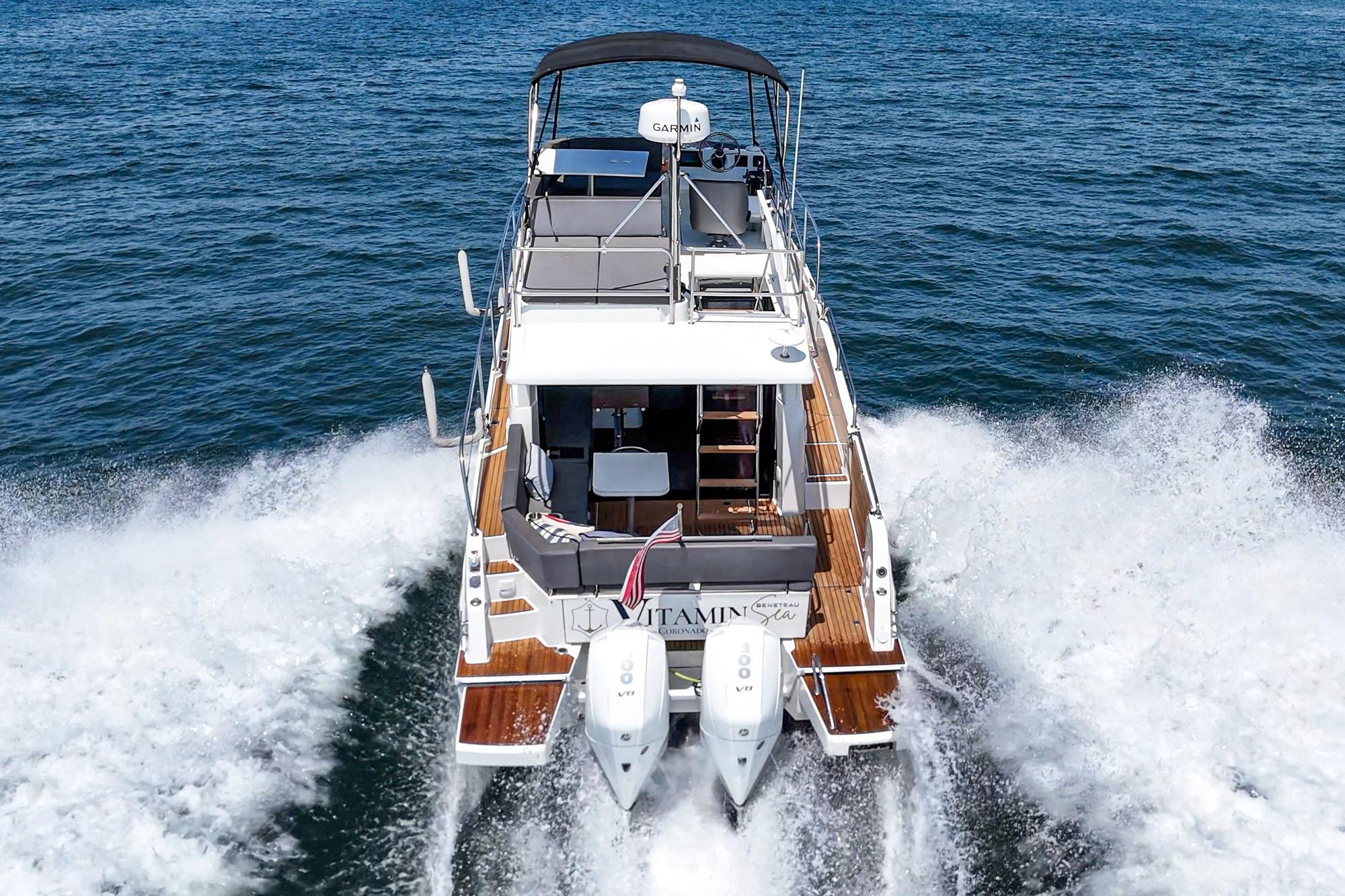 Yacht Photos Pics