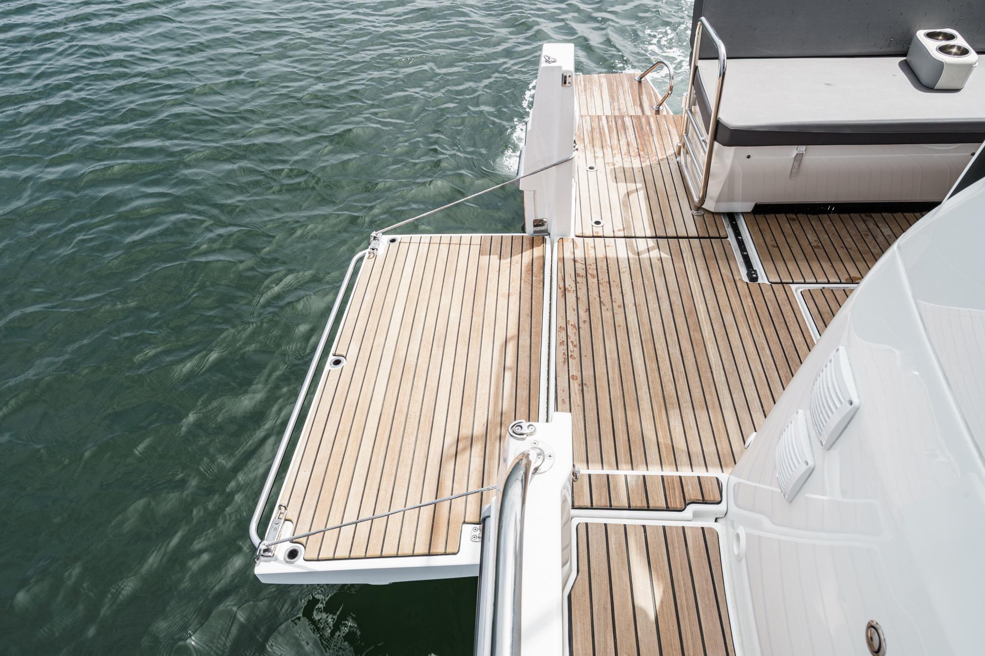 Yacht Photos Pics