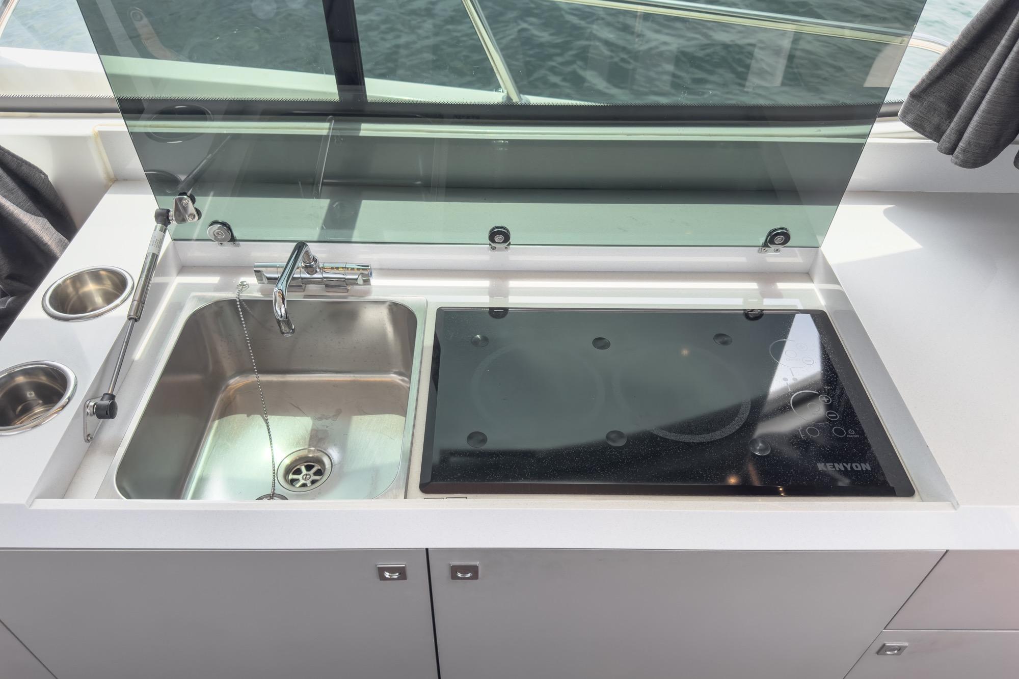 Yacht Photos Pics