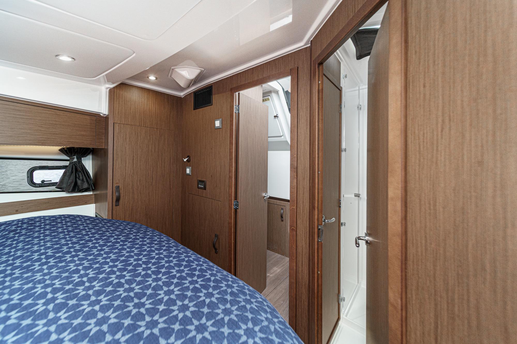 Yacht Photos Pics