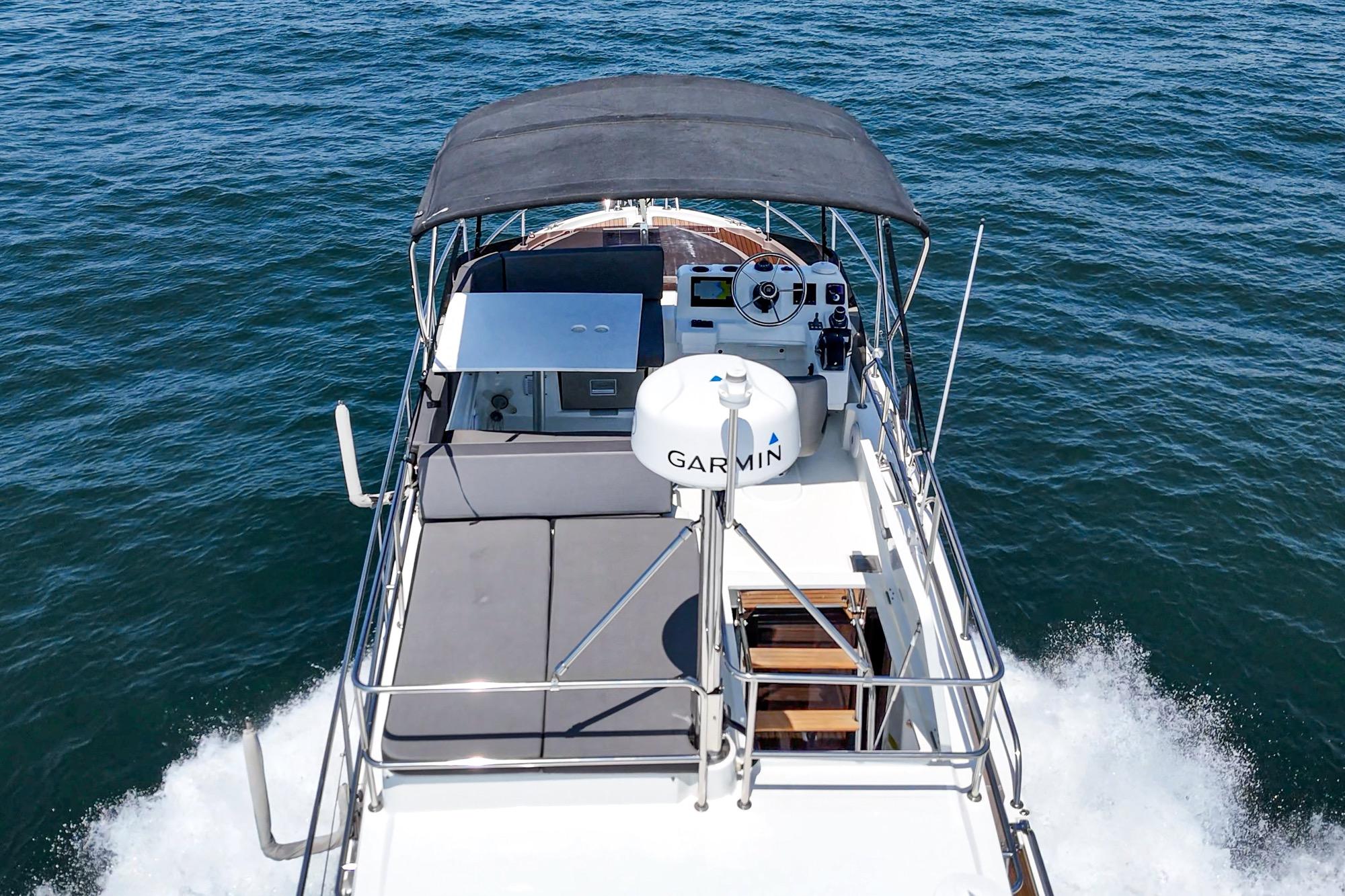 Yacht Photos Pics