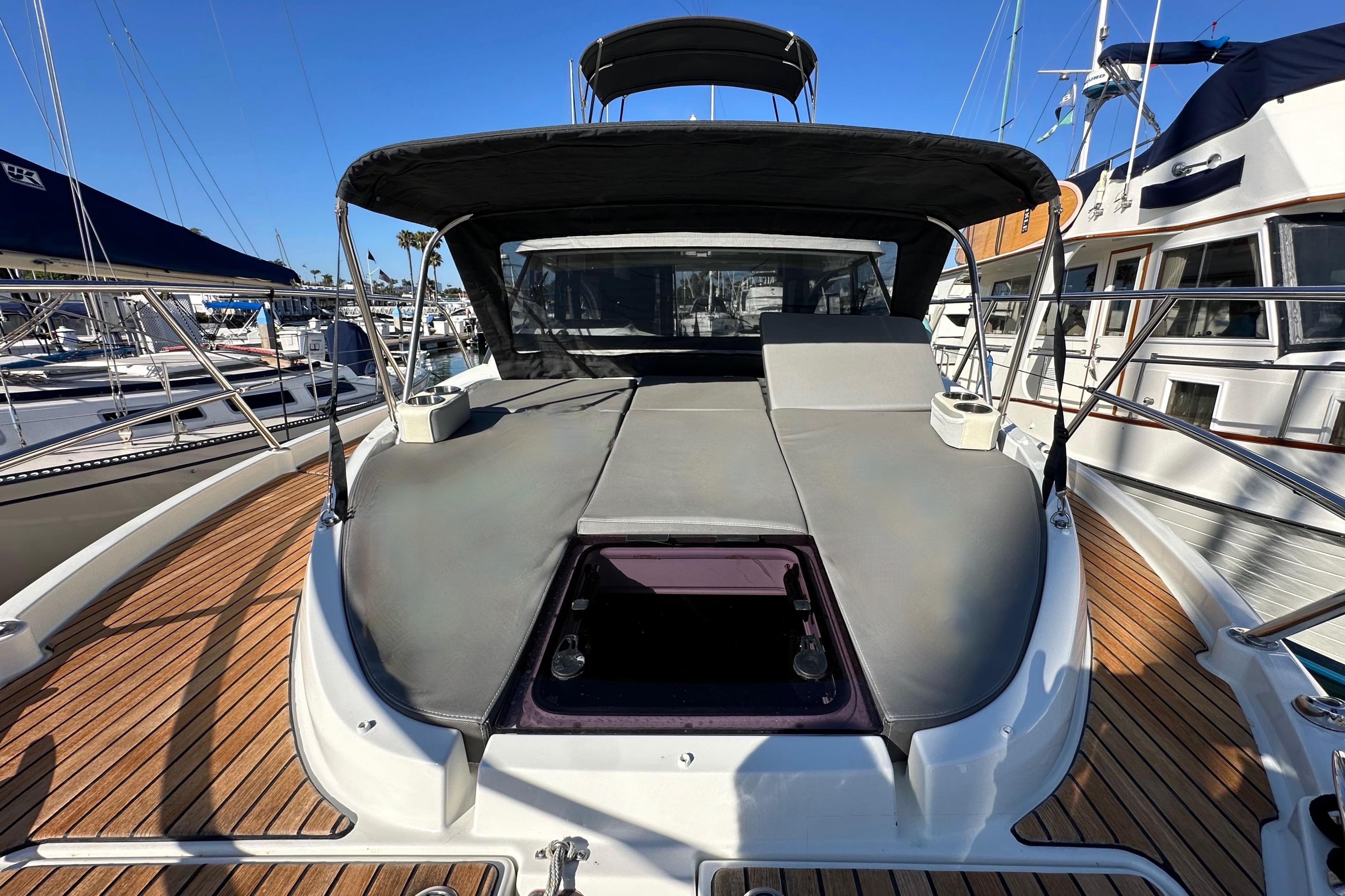 Yacht Photos Pics