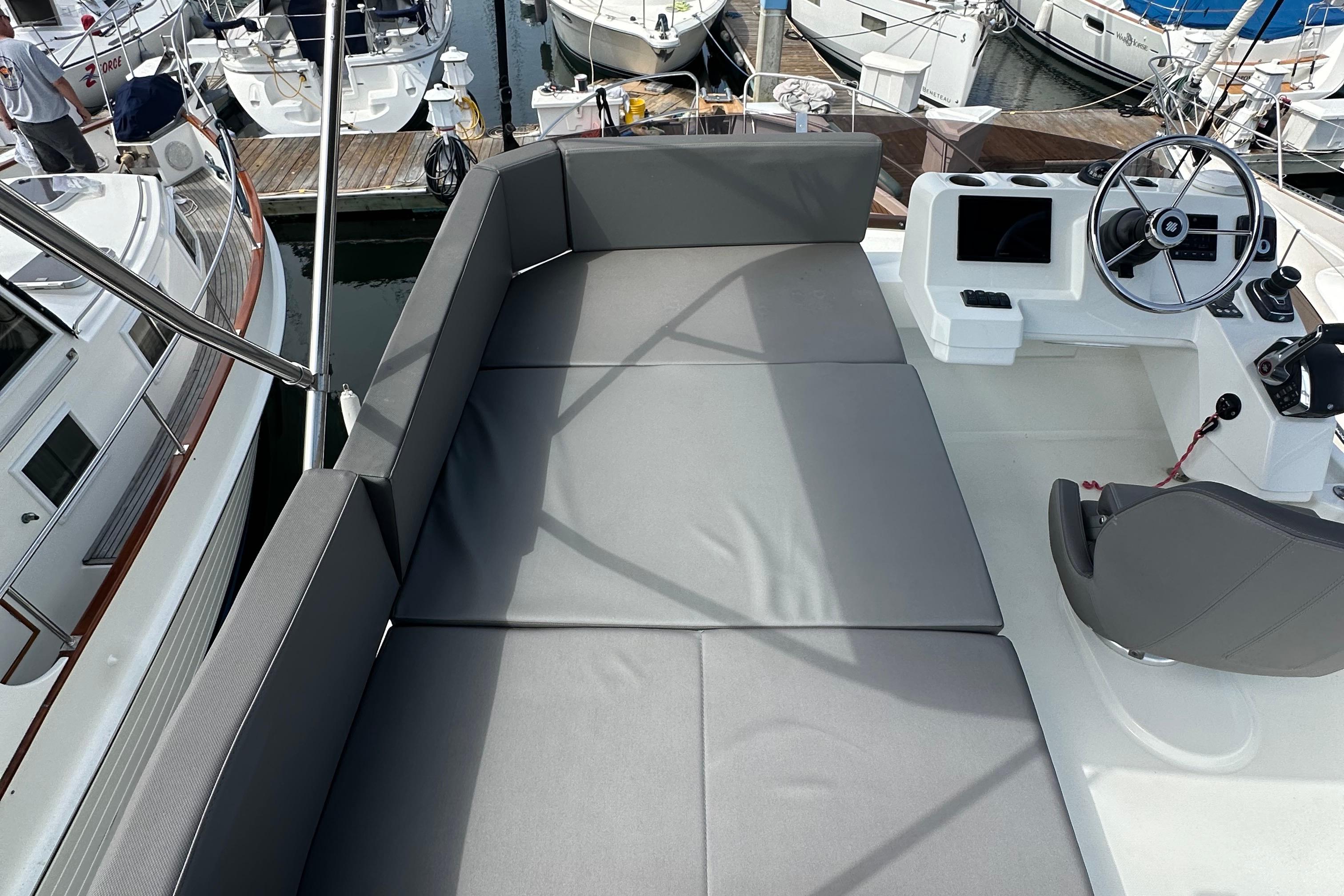 Yacht Photos Pics
