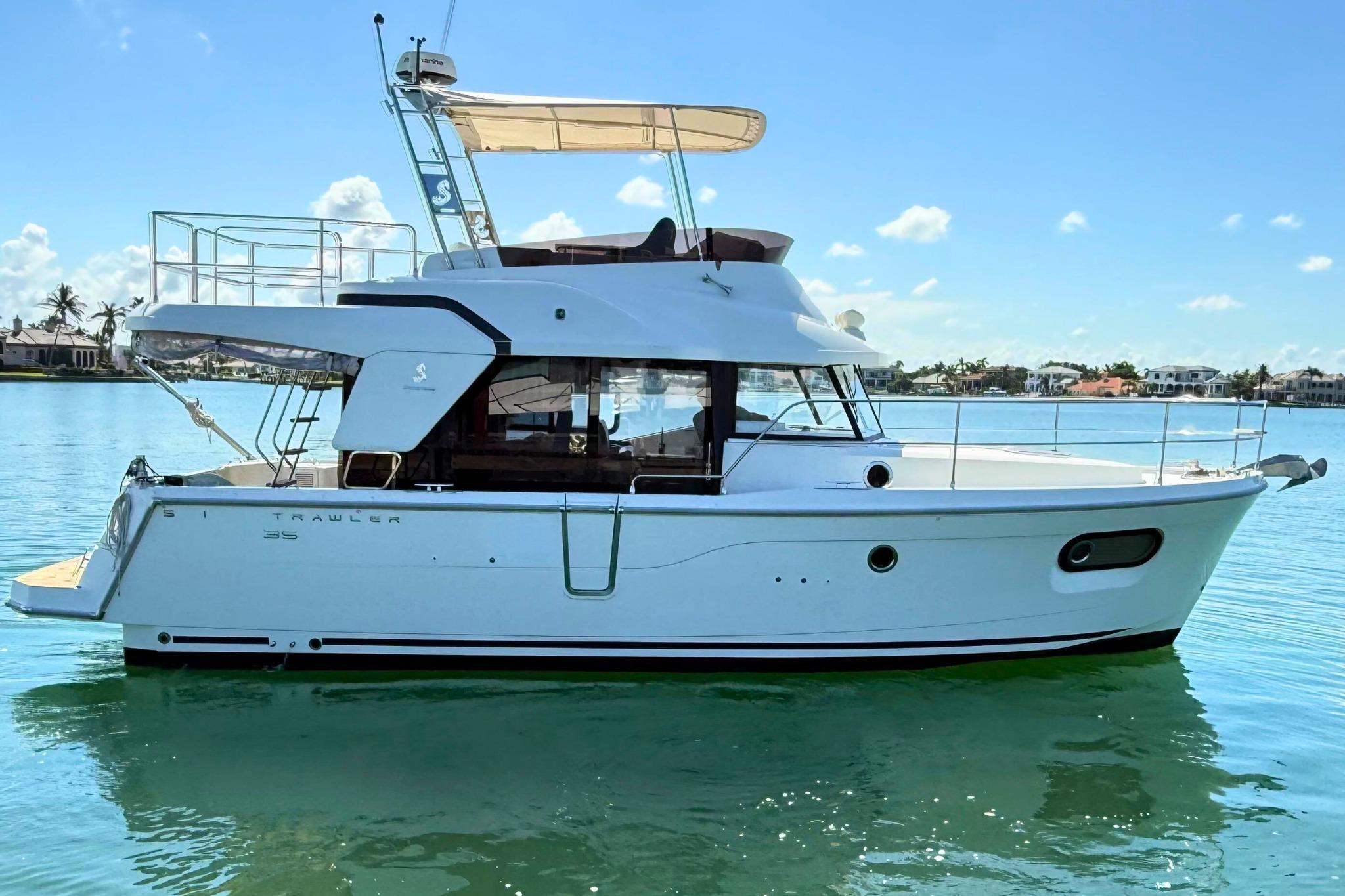 35' Beneteau 2021
