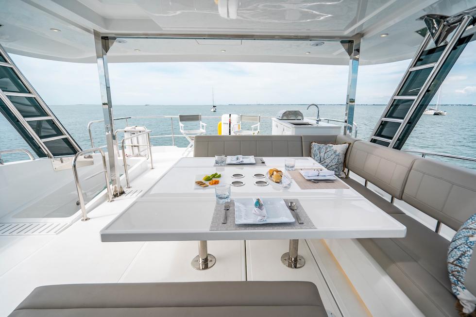 Aquila-54 Luxury 2025-54 Luxury FL-US-9855906 | Thumbnail