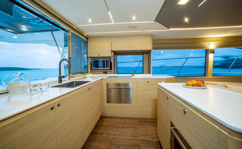 Aquila-54 Luxury 2025-54 Luxury FL-US-9855906 | Thumbnail