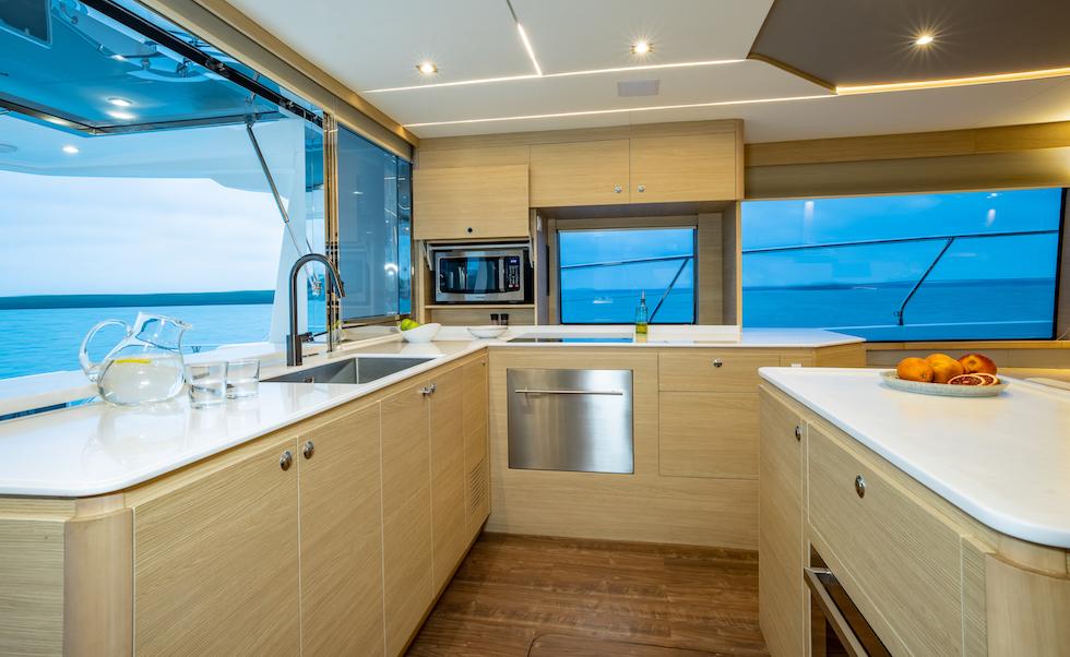 Aquila-54 Luxury 2025-54 Luxury FL-US-9855906 | Thumbnail