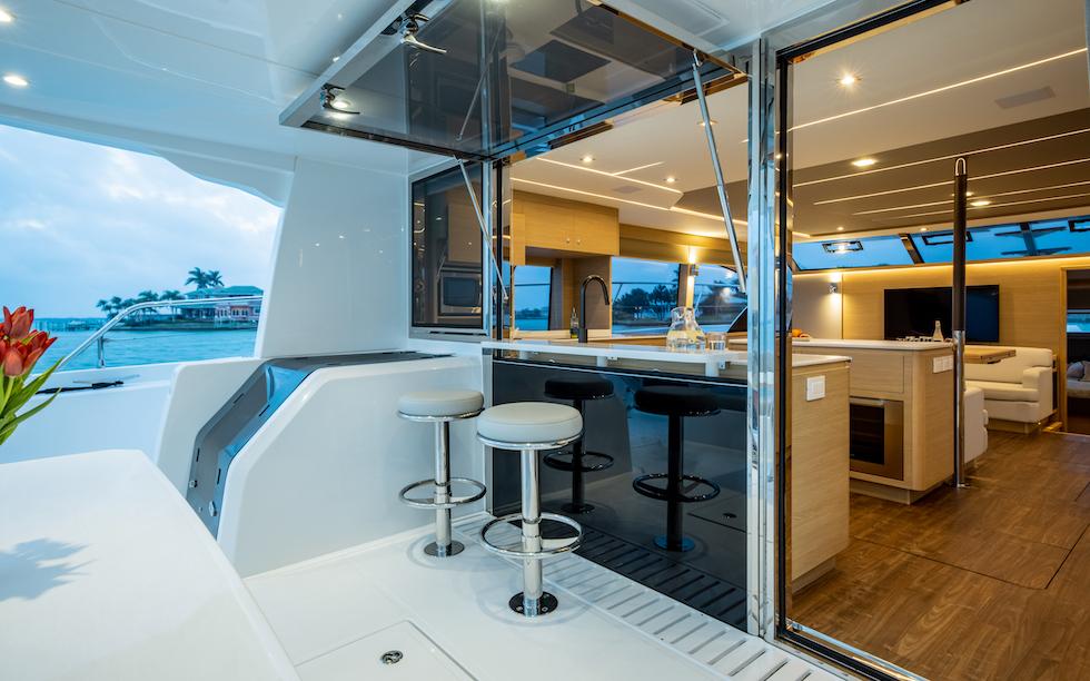 Aquila-54 Luxury 2025-54 Luxury FL-US-9855906 | Thumbnail