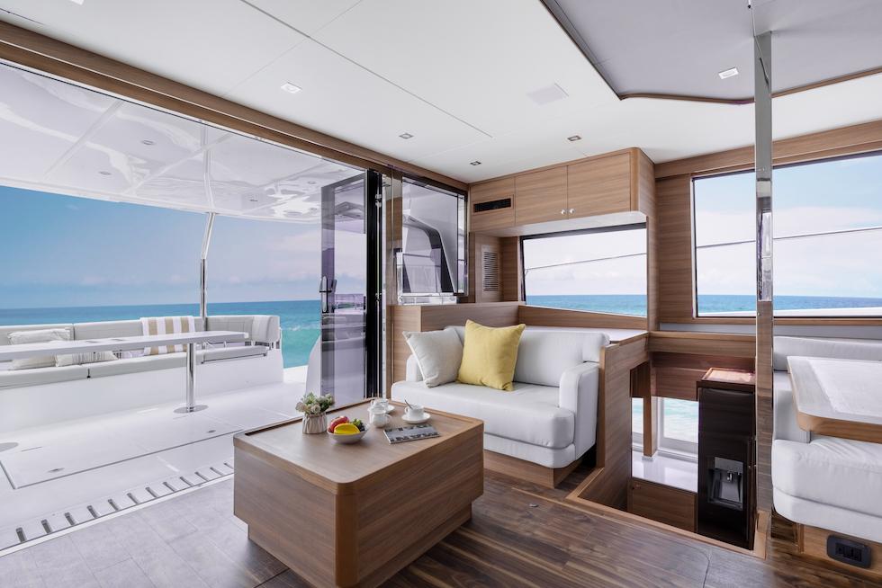 Aquila-54 Luxury 2025-54 Luxury FL-US-9855906 | Thumbnail