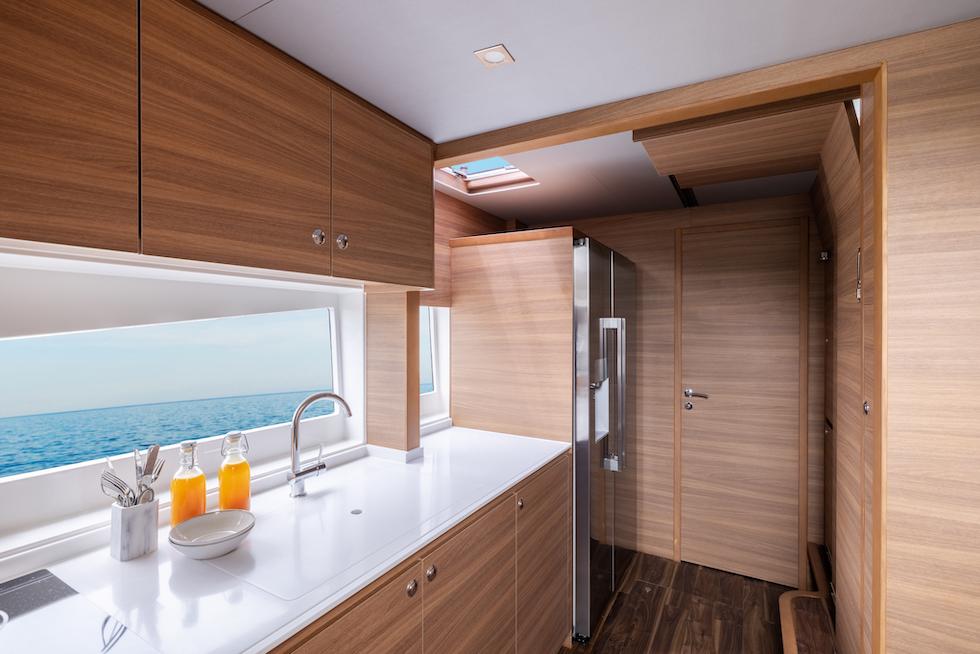 Aquila-54 Luxury 2025-54 Luxury FL-US-9855906 | Thumbnail