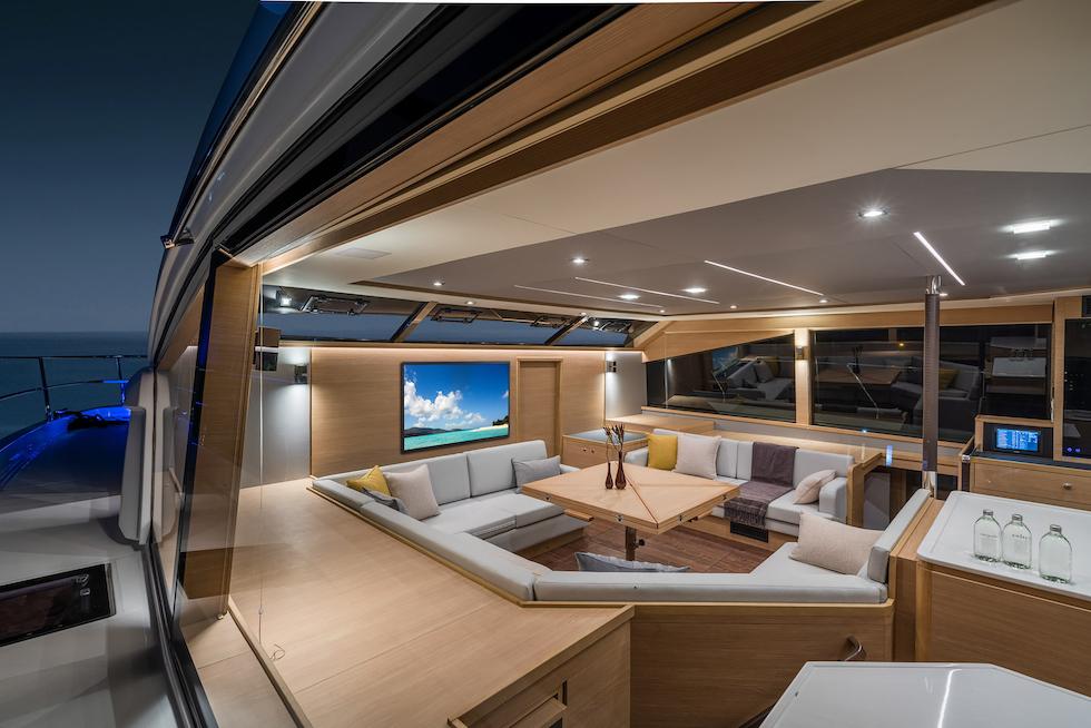 Aquila-54 Luxury 2025-54 Luxury FL-US-9855906 | Thumbnail