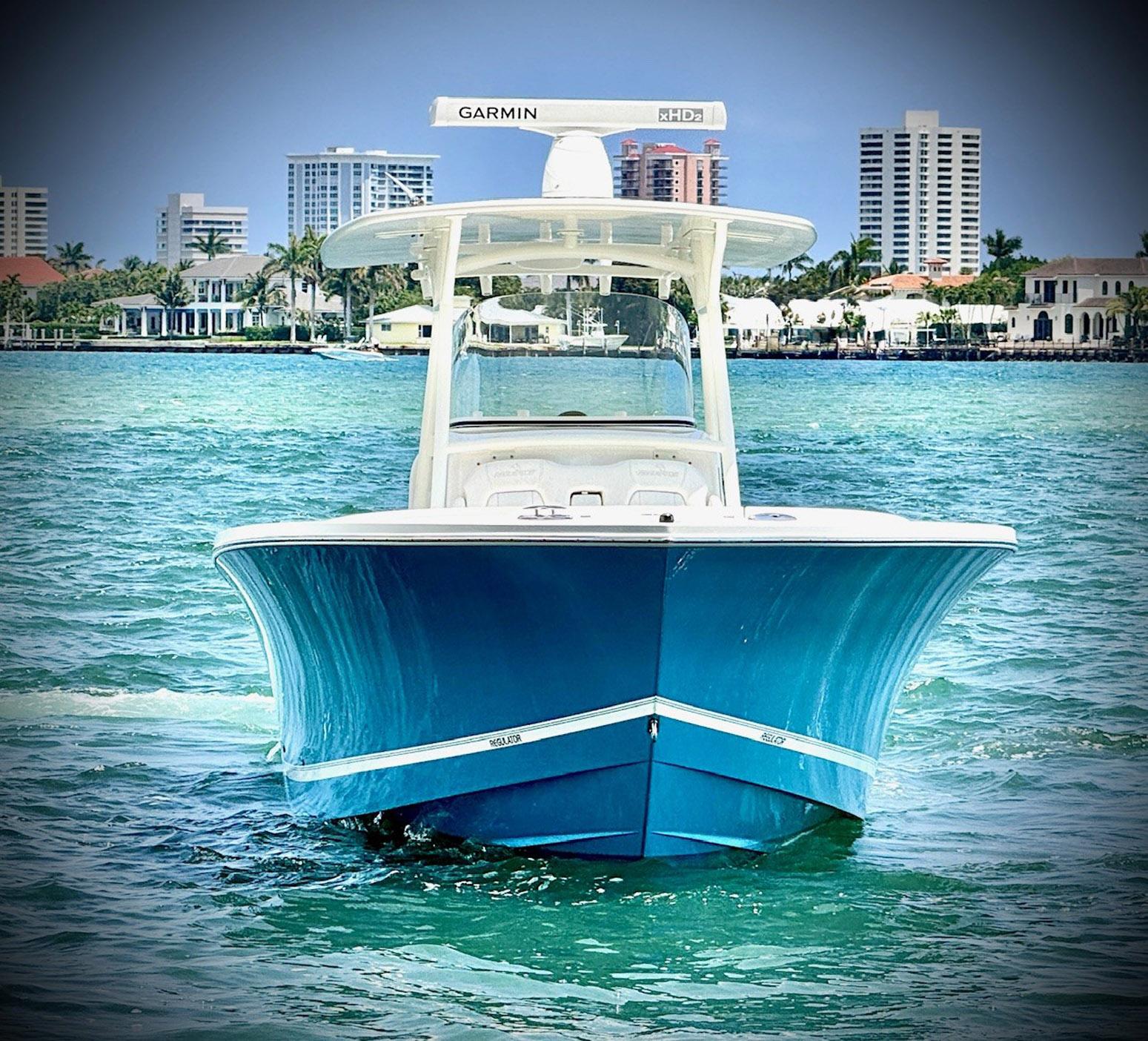 2018-regulator-34-center-console-power-9765975-20250421081527576-1_XLARGE